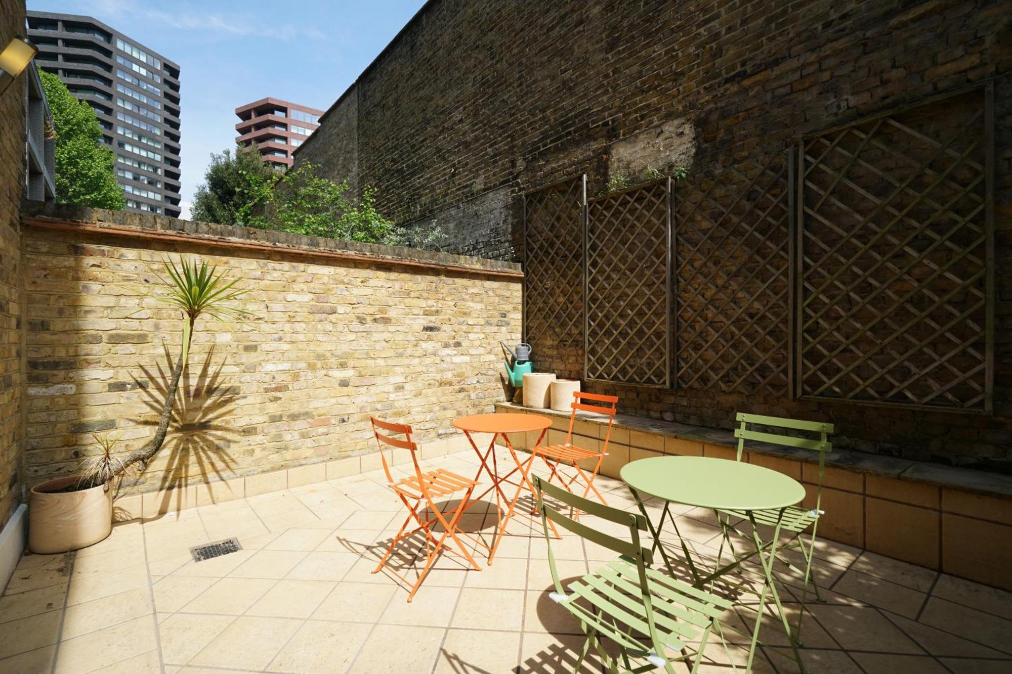 2 Bed Garden Apt Sleeps 7 Short Walk To Old Street Station Appartement *