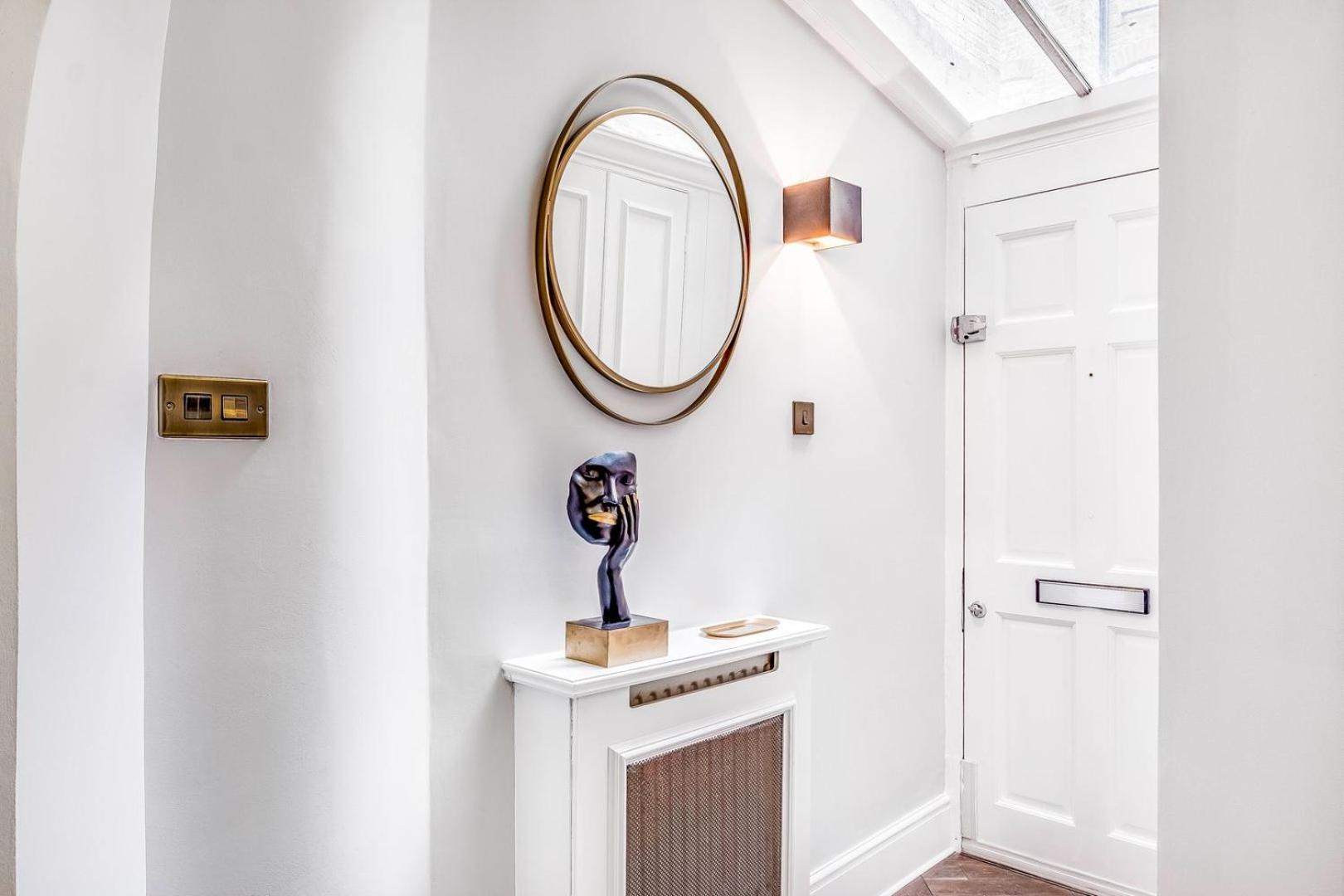 2 Bedroom Flat Chelsea