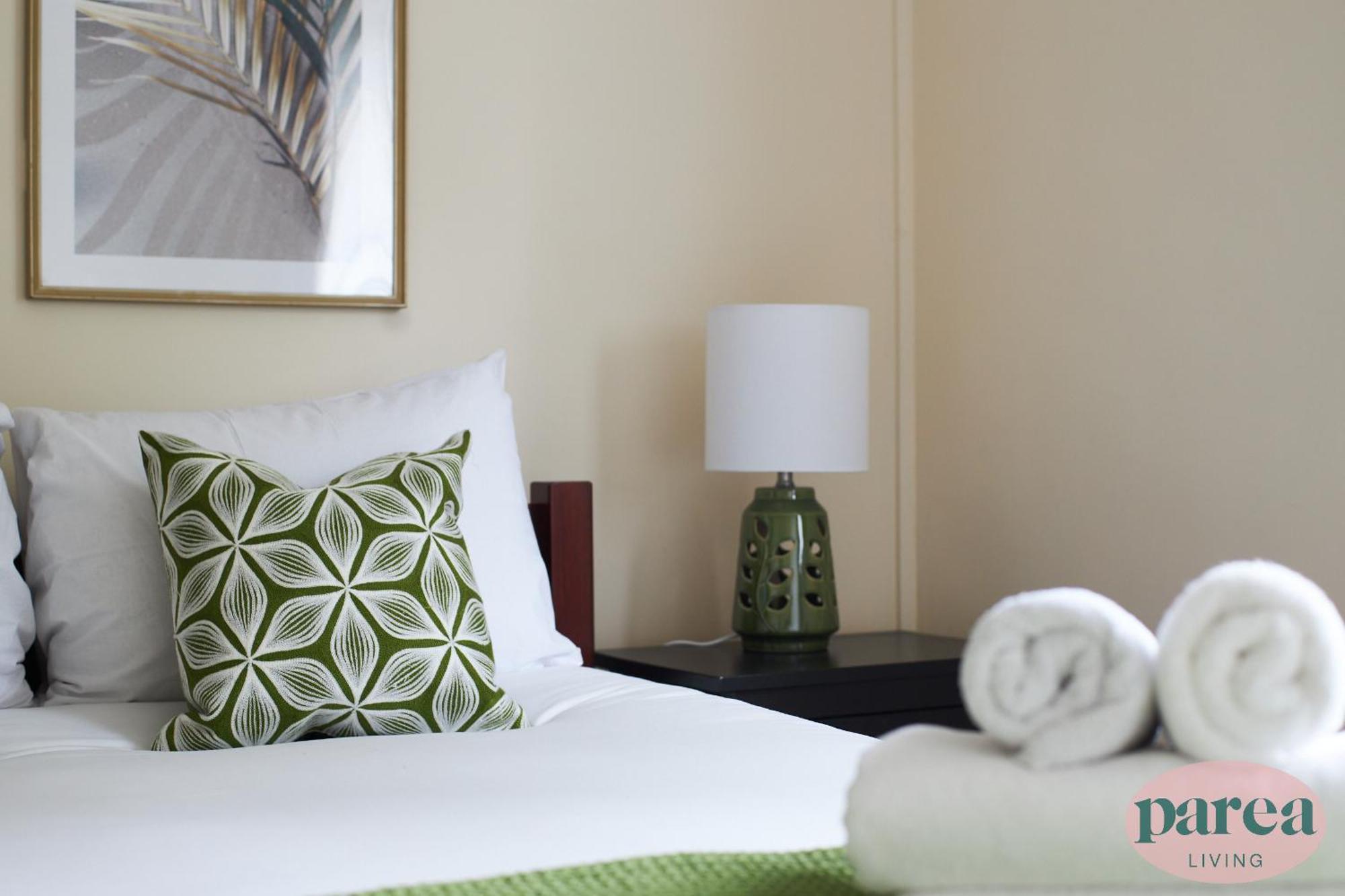 Appartement Parea Living - Cosy Flat With Skyline Views Beside Canary Wharf Londen