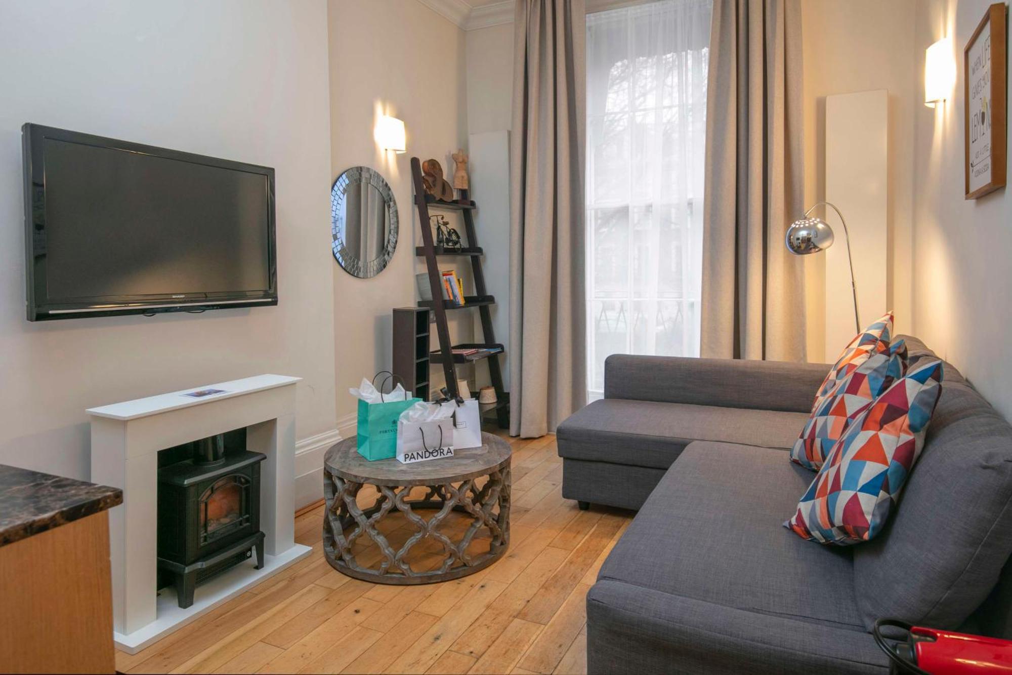 Queensway Hotel, Sure Collection By Western Hotel