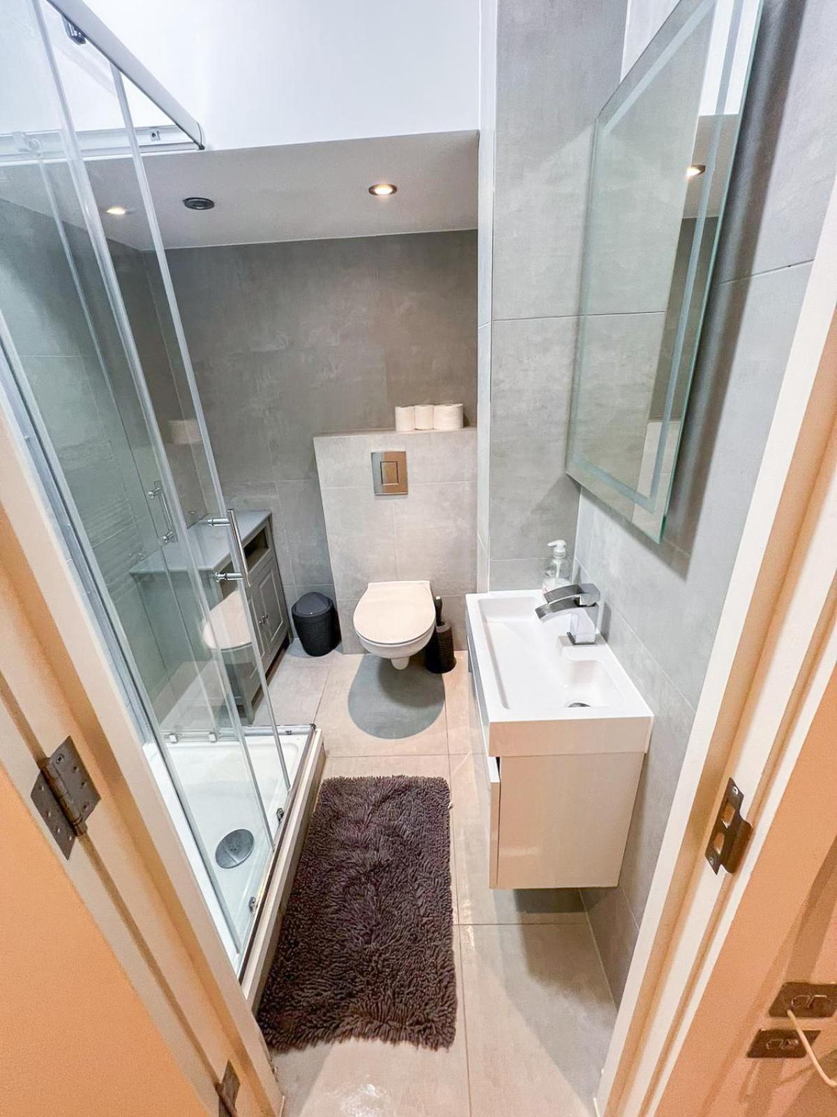 Charming 1-bedroom Haven Near The Shard In Elephant & Castle Appartement *