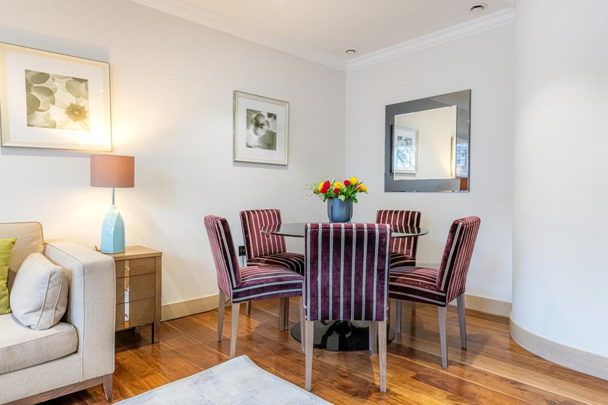 Claverley Court Apartahotel 5*