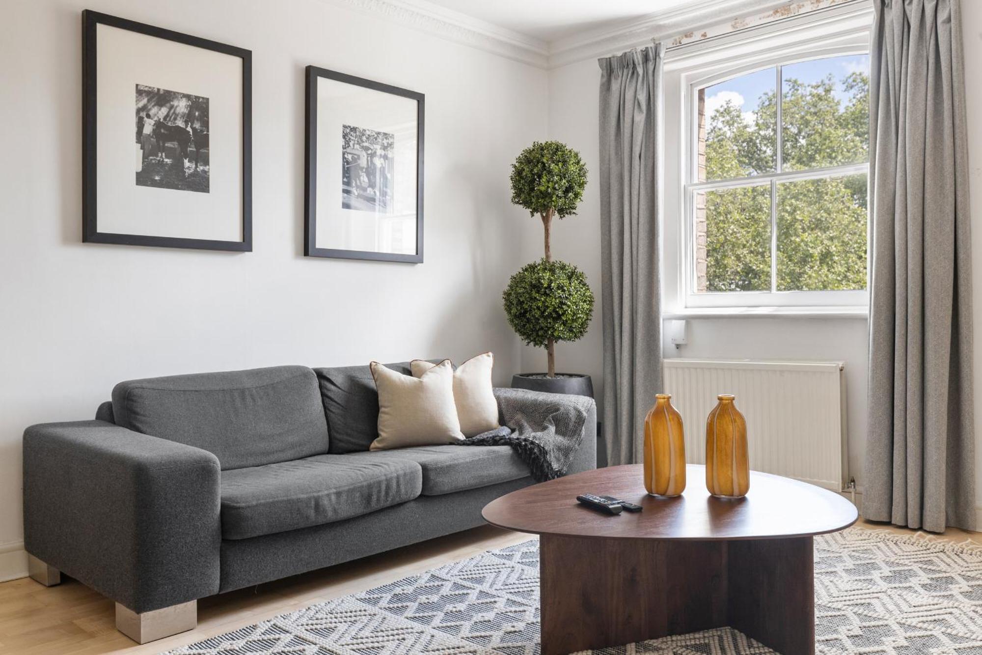 Knightsbridge Residences By Dena Elite Collection * London