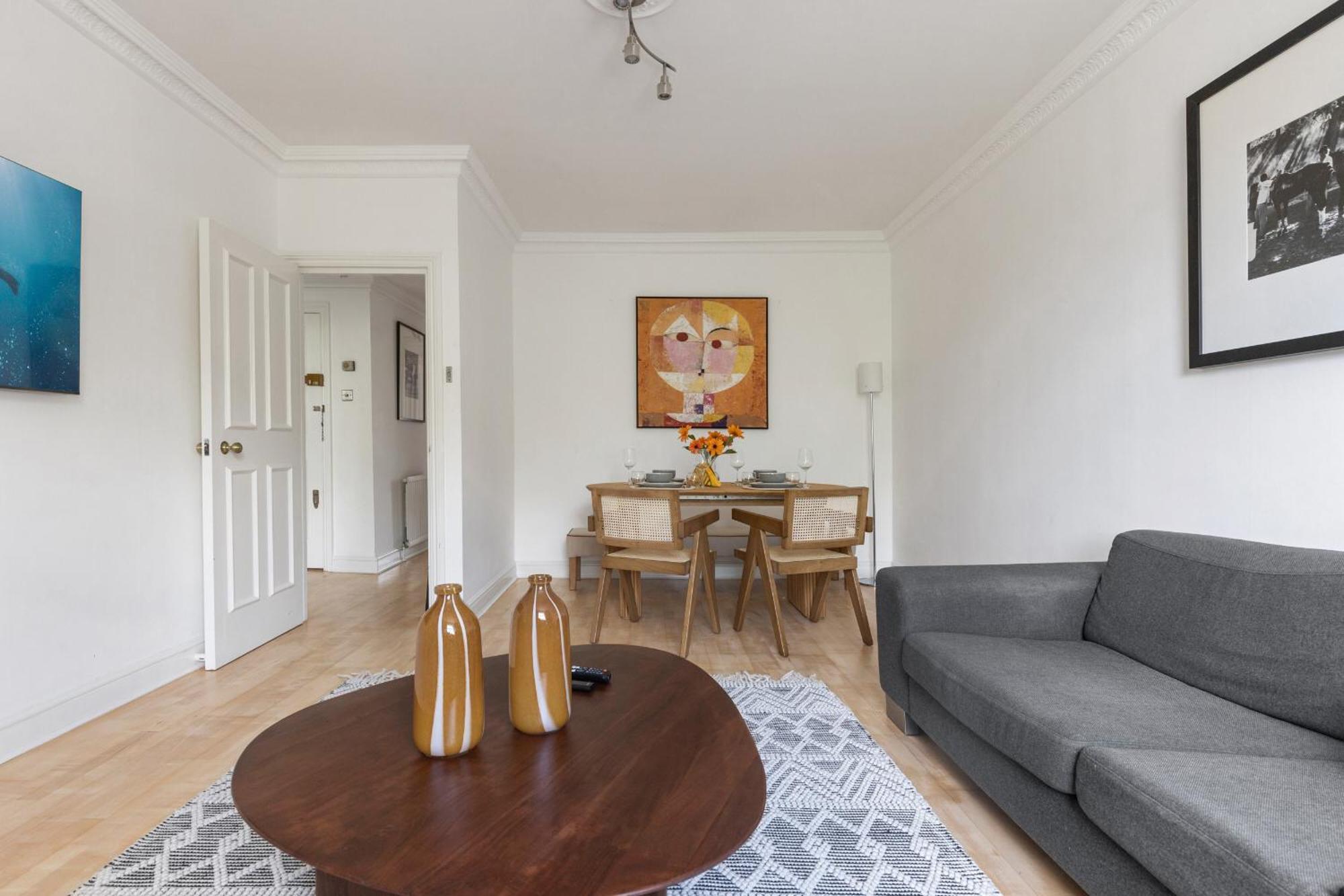 Knightsbridge Residences By Dena Elite Collection Apartment