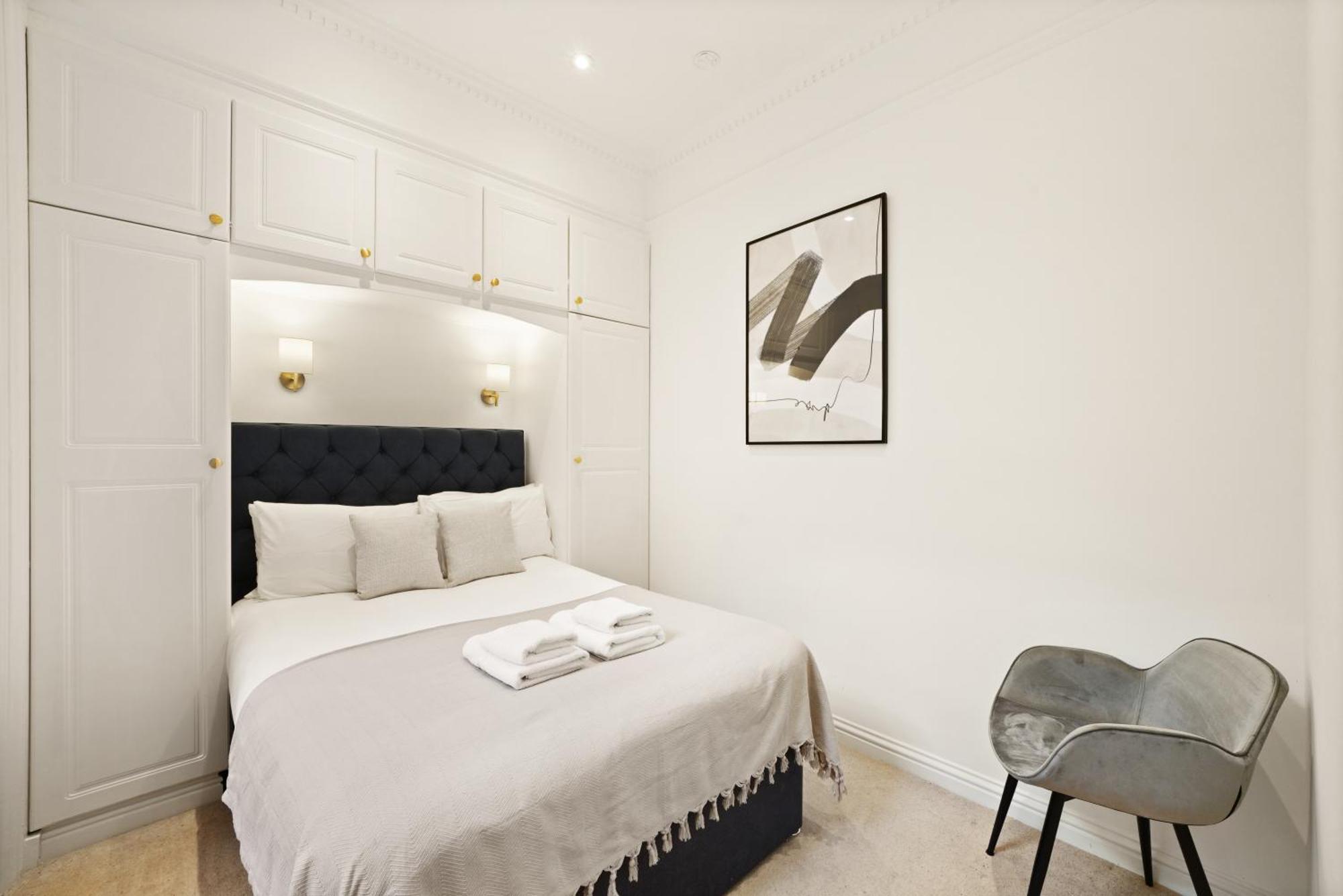 Knightsbridge Residences By Dena Elite Collection