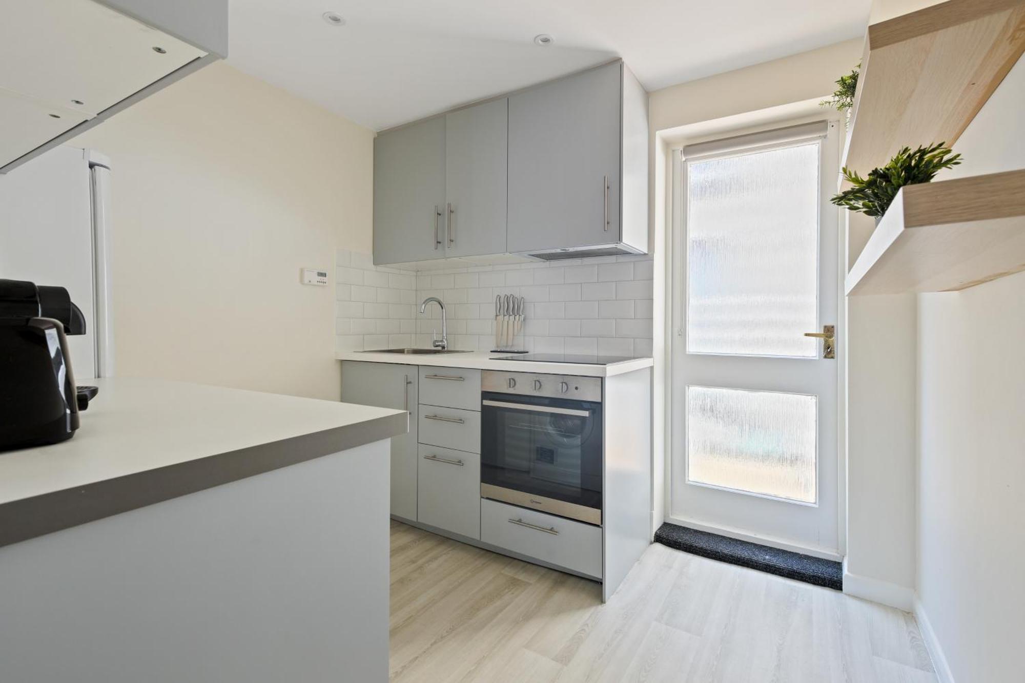 Knightsbridge Residences By Dena Elite Collection *