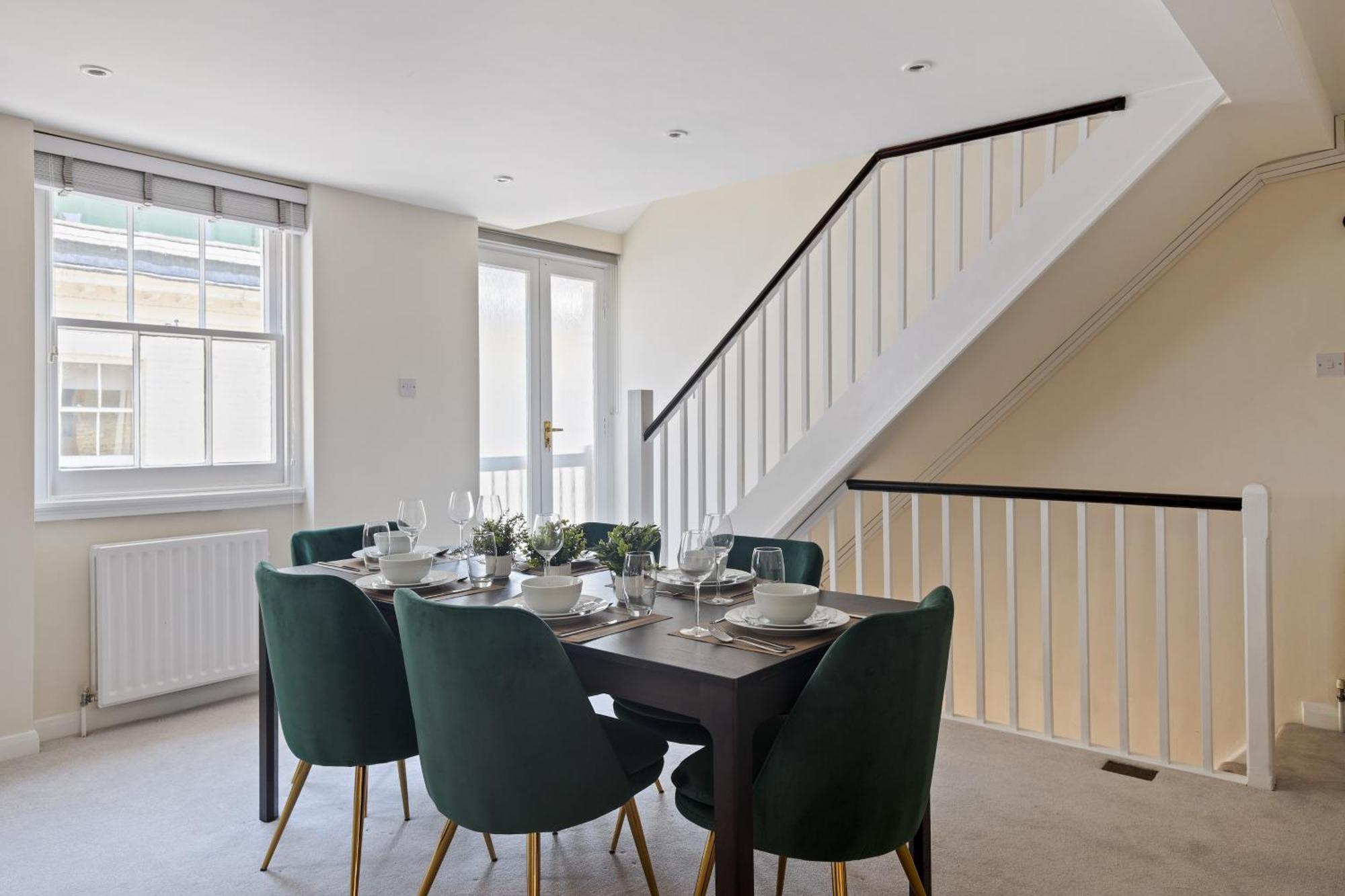 Knightsbridge Residences By Dena Elite Collection * London
