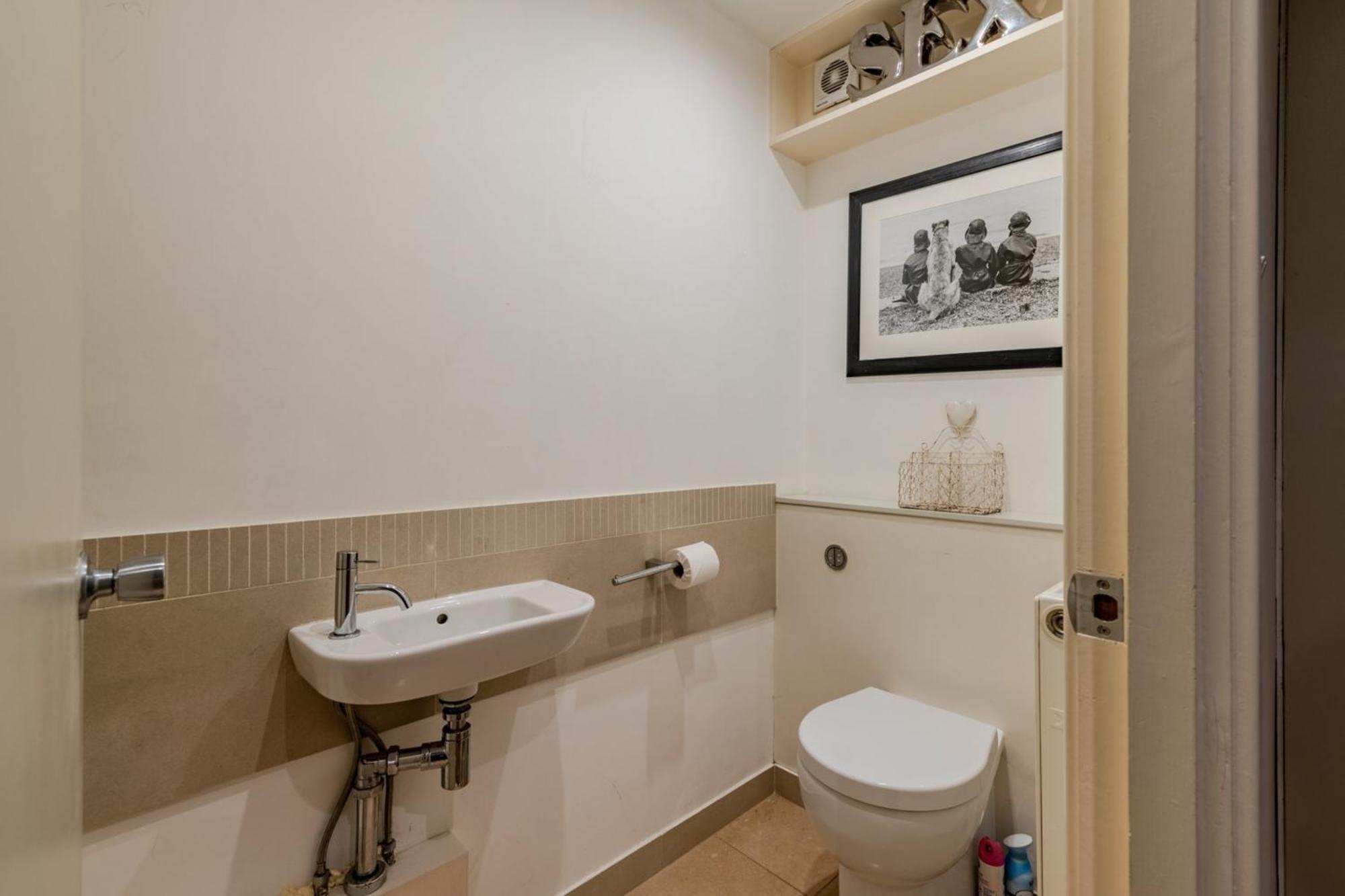 Сasa de vacaciones Beautiful Three Bedroom House In West Londres