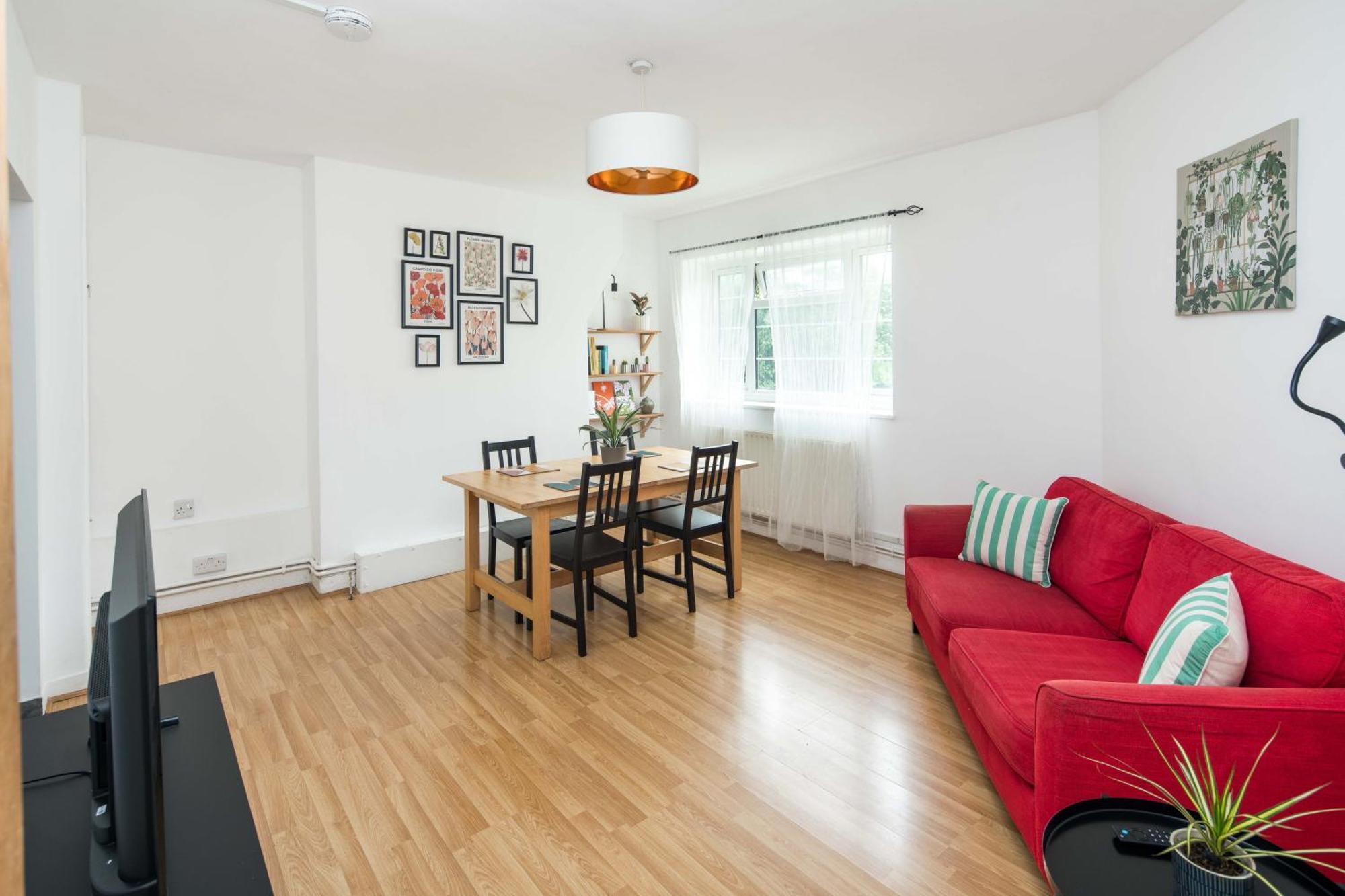 Stylish 2bd Flat With Balcony Near Stepney Apartamento *