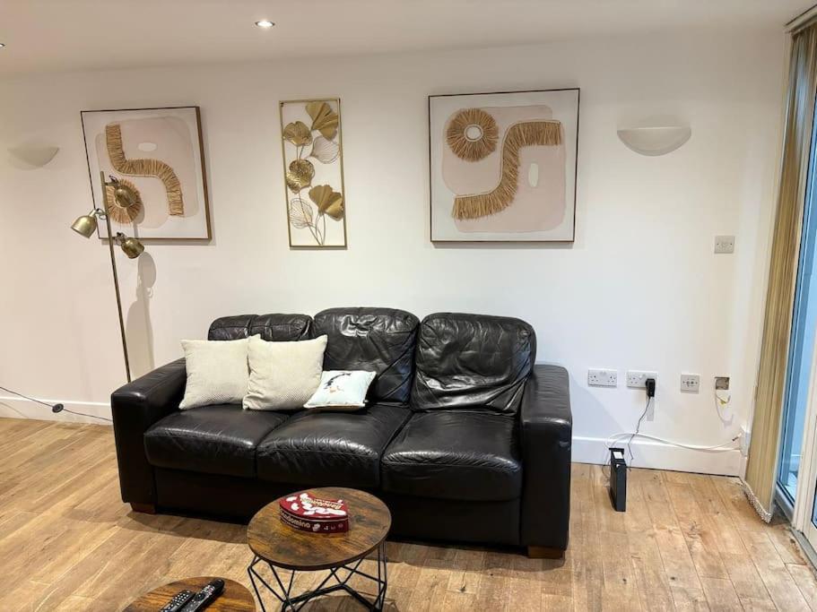 Holiday home The Urban Retreat 4bdr Sleep 14 London