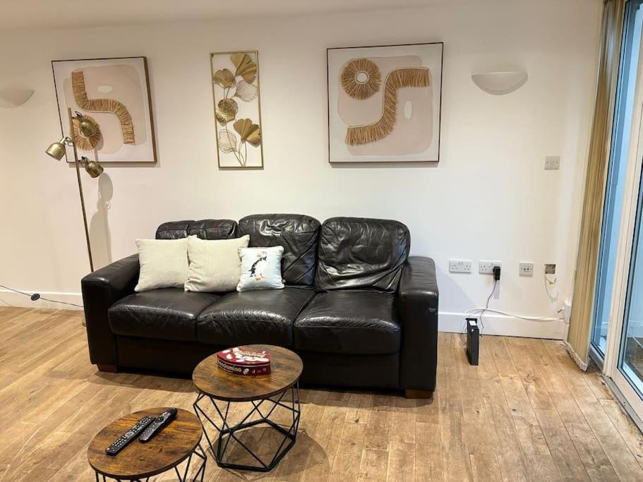 Holiday home The Urban Retreat 4bdr Sleep 14 London