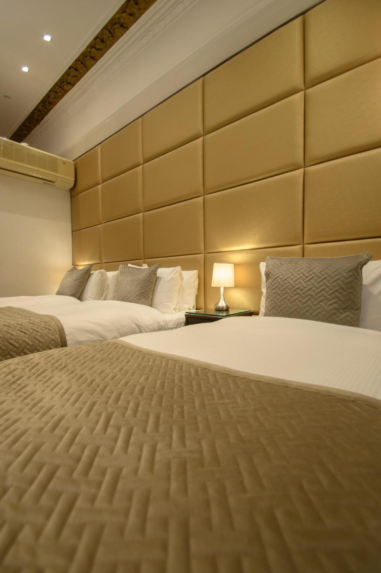 Hyde Park International Hotel London