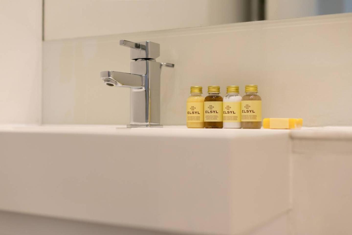 Appartement Stylish 2br In West Kensington , 4 Guests Londen