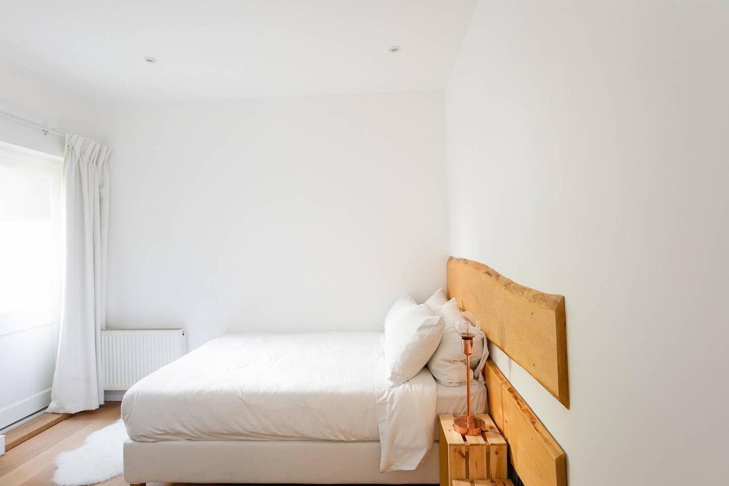 Stylish 2br In West Kensington , 4 Guests * Londen