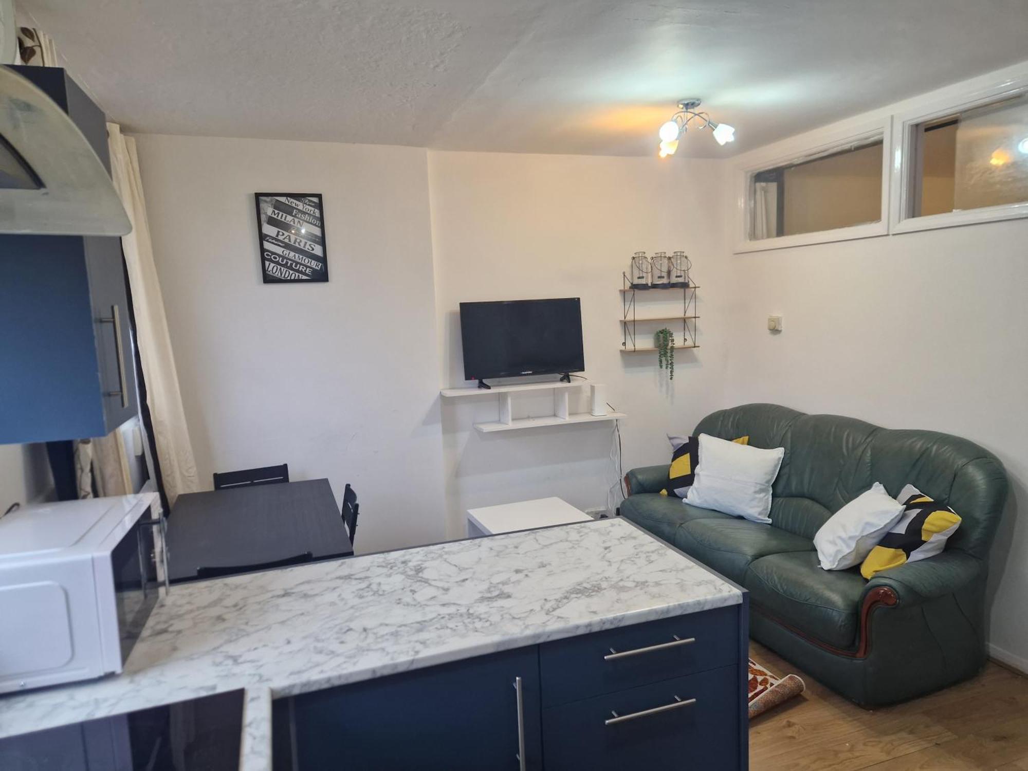 Leilighet A Lovely Two Bedrooms Flat *