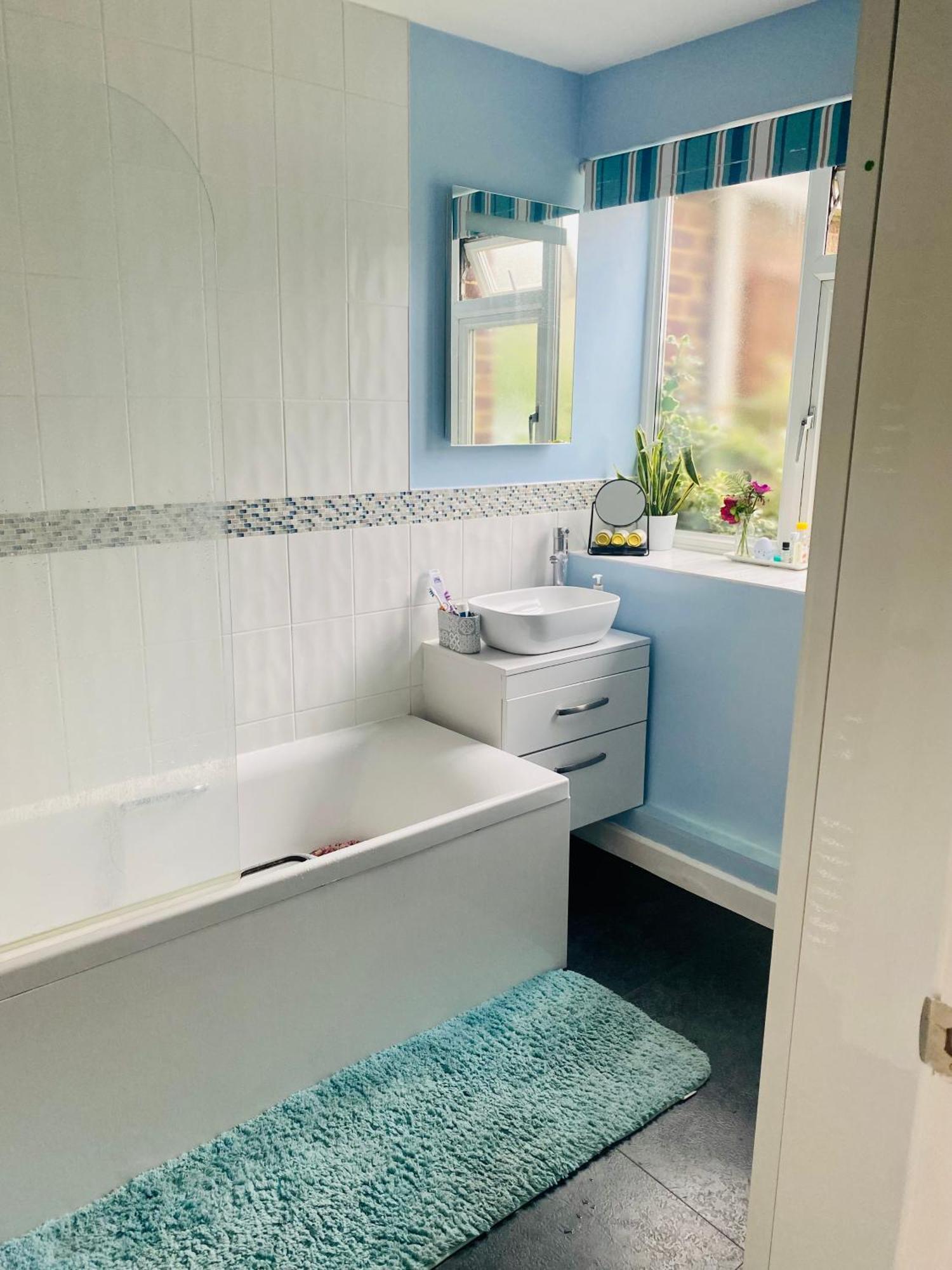 Richmond - Double Bedroom With Garden View Homestay