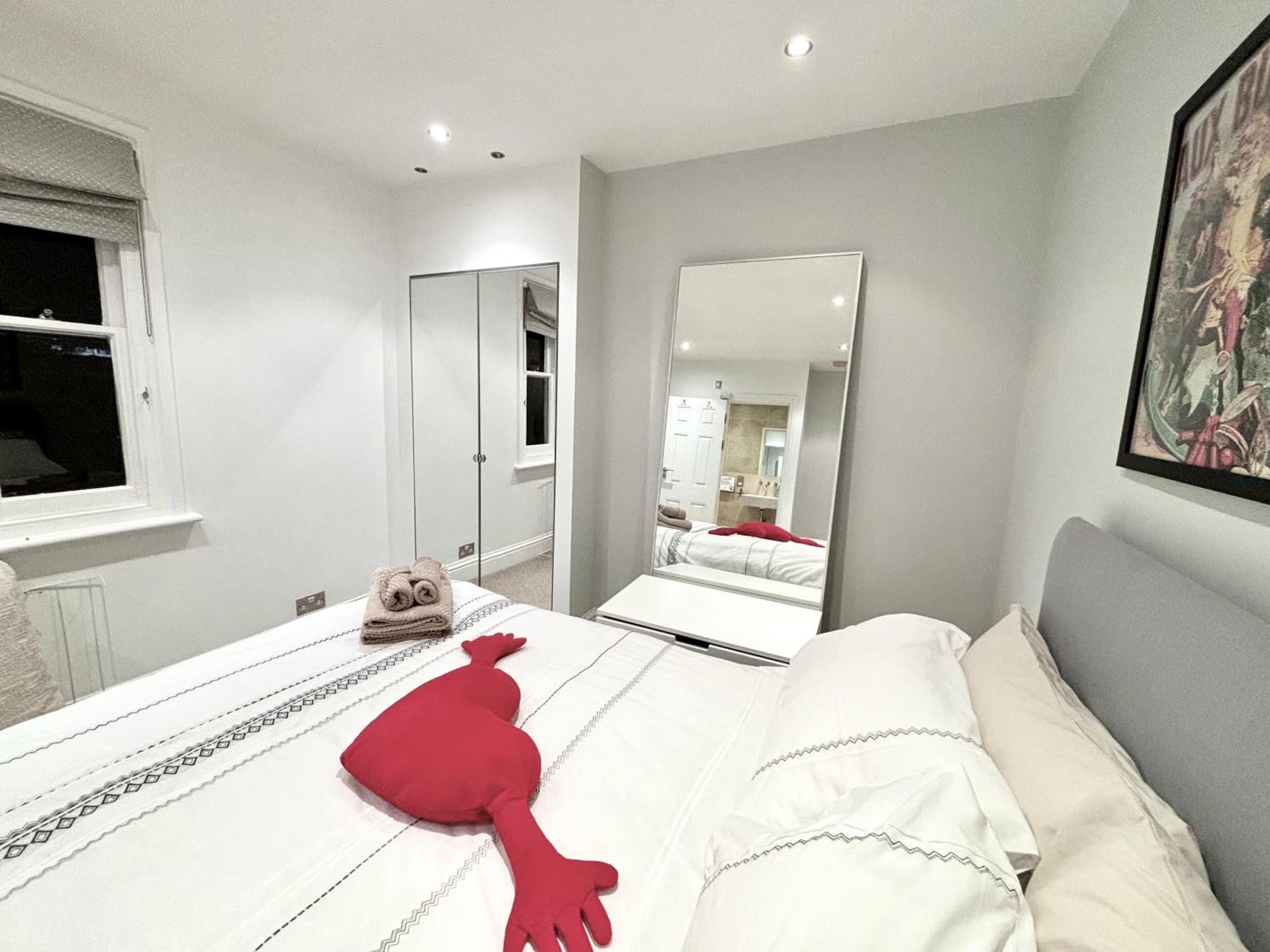 Victorian Modern Two Bedrooms Flat In West Kensington With Skyline View Appartement
