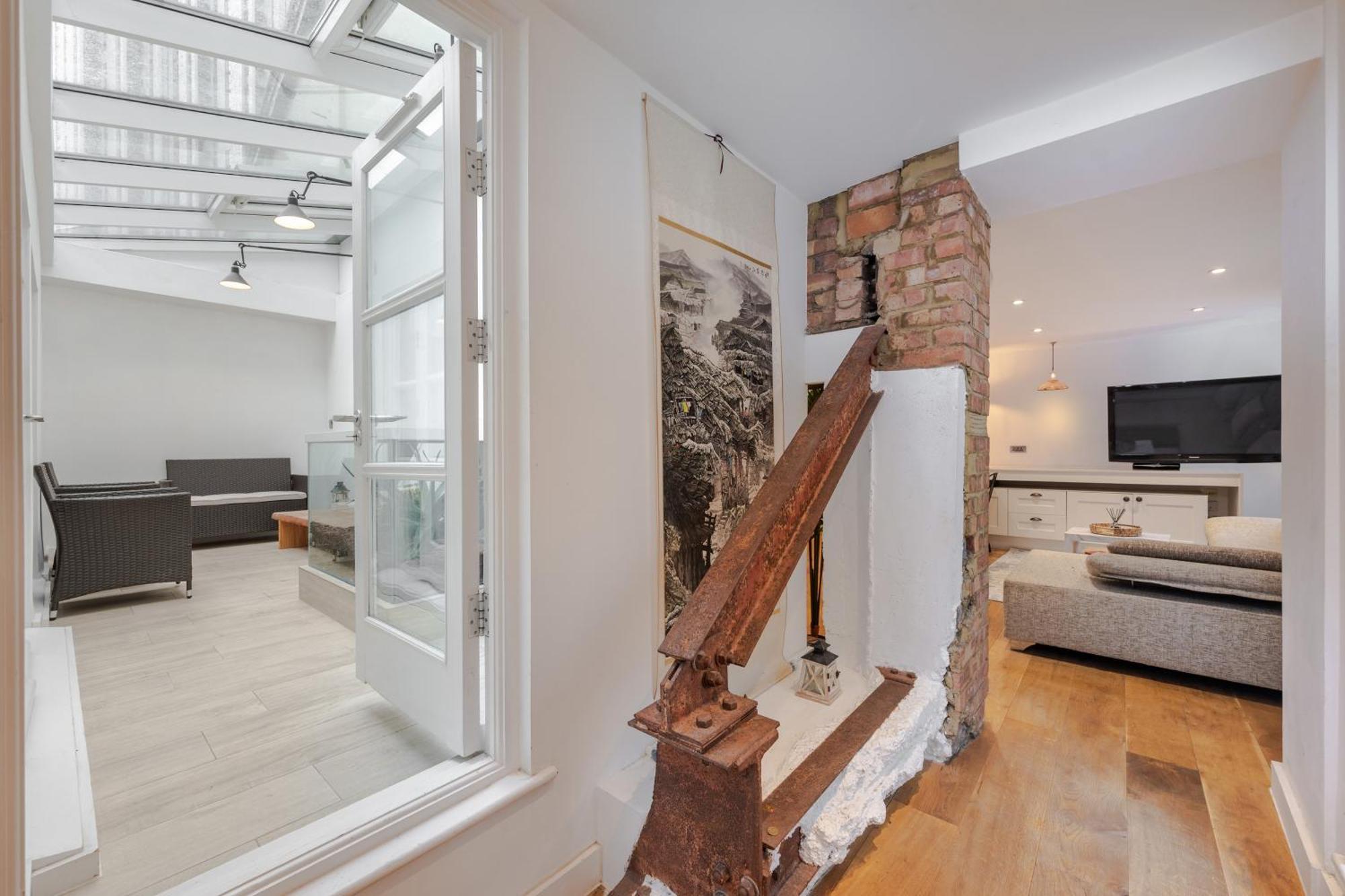 Apartment Stunning Duplex In *