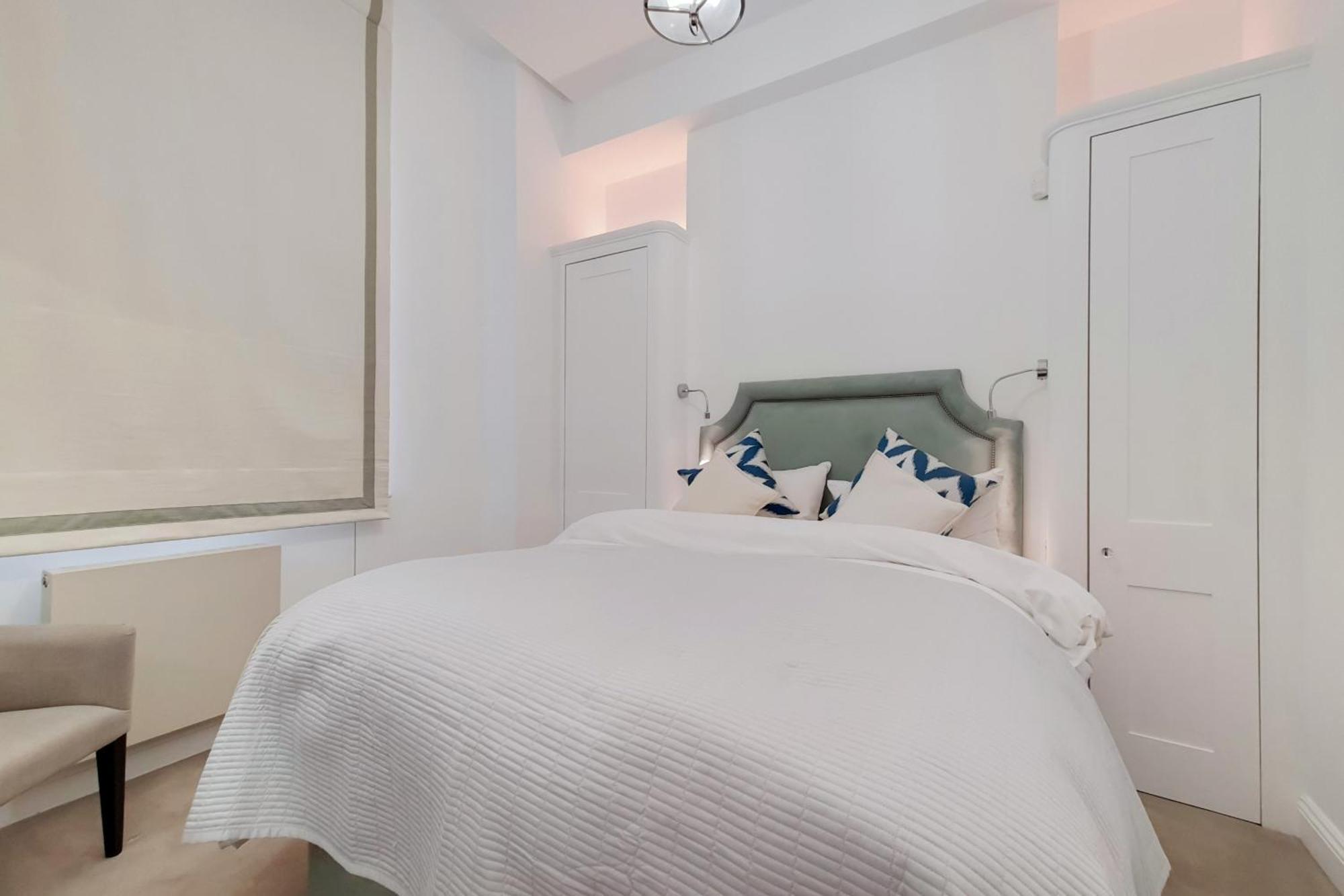 Sir Hans Sloane Apartment London