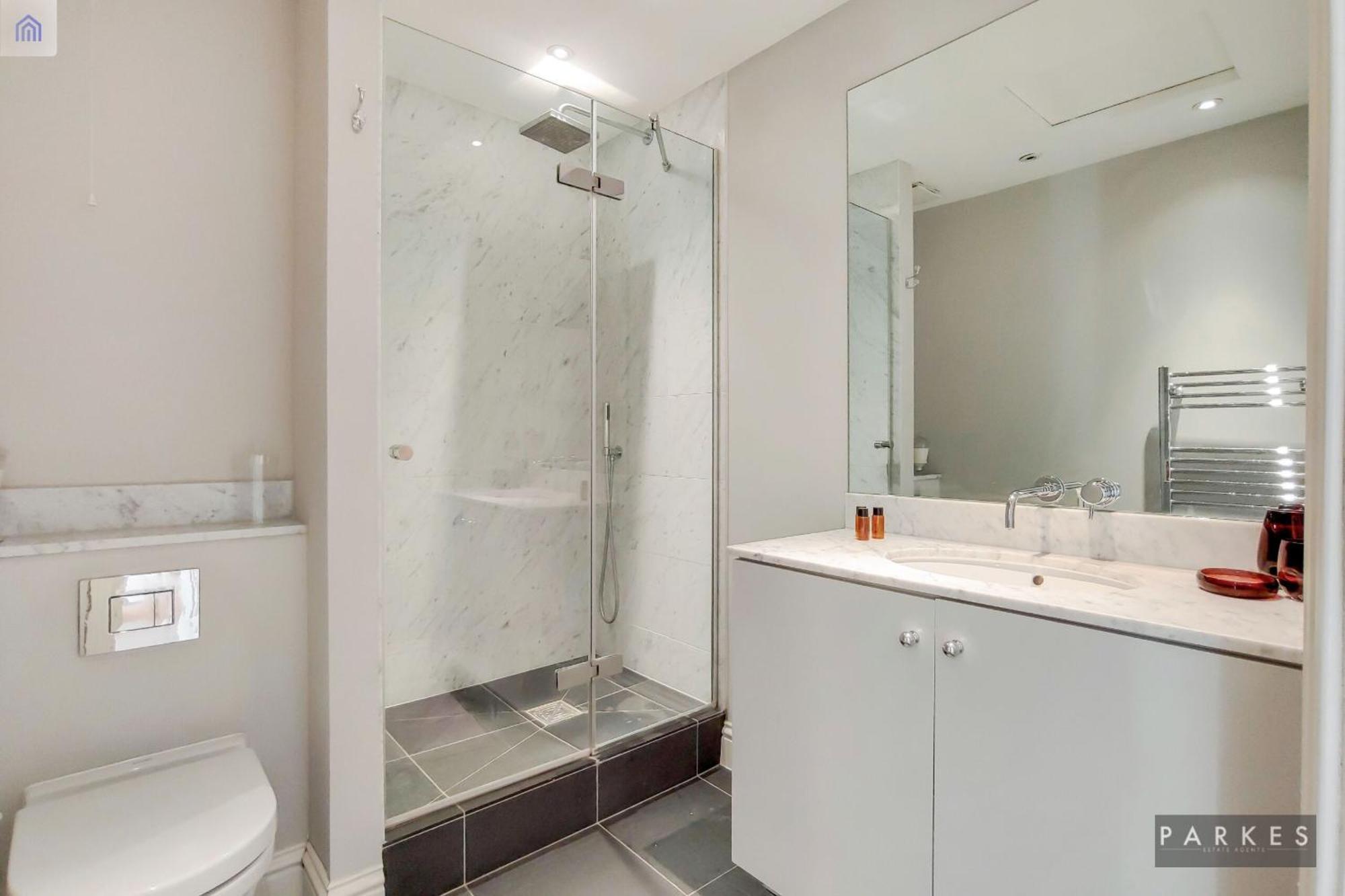 Apartment Sir Hans Sloane London
