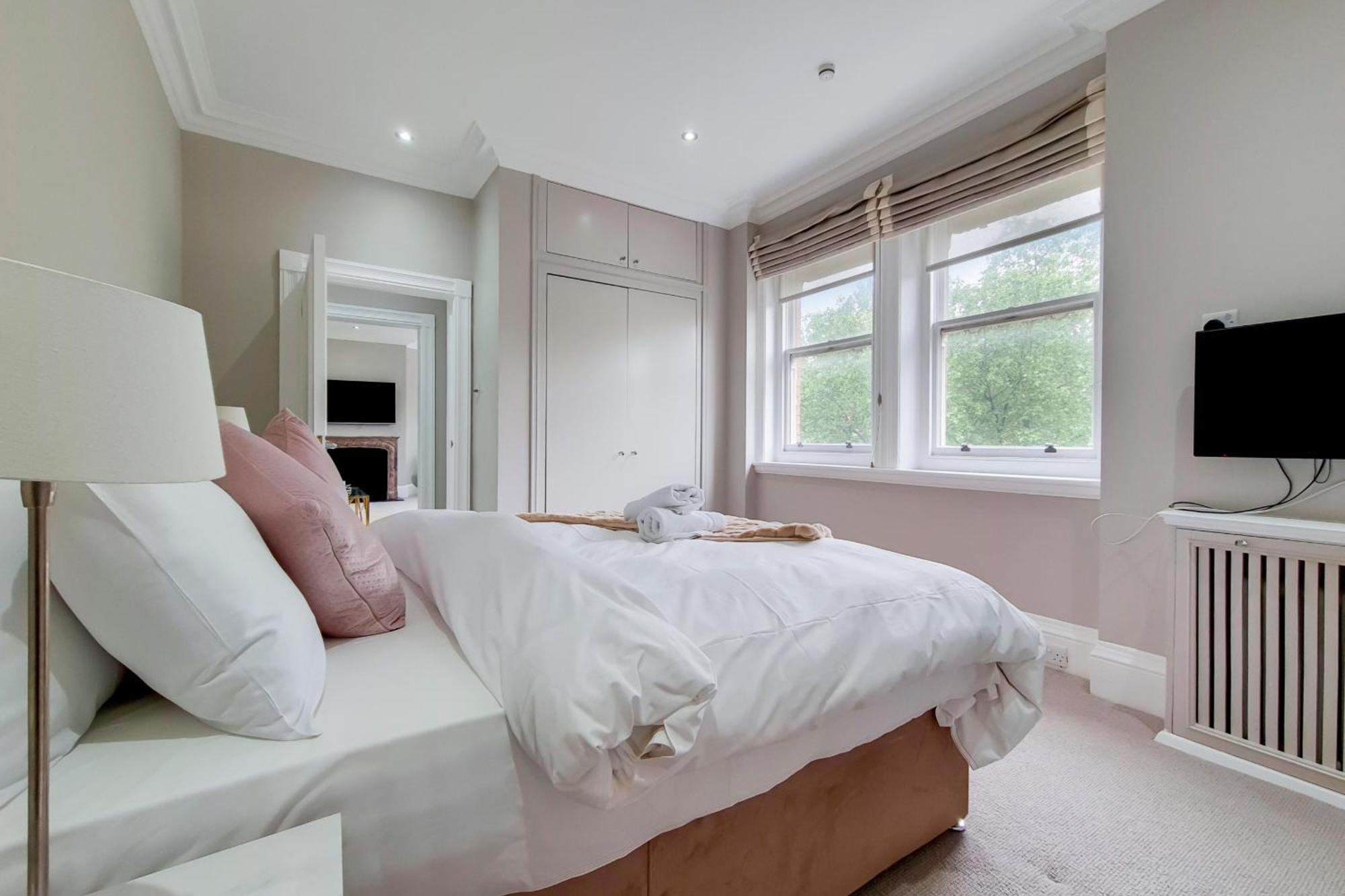 Sir Hans Sloane Apartment London