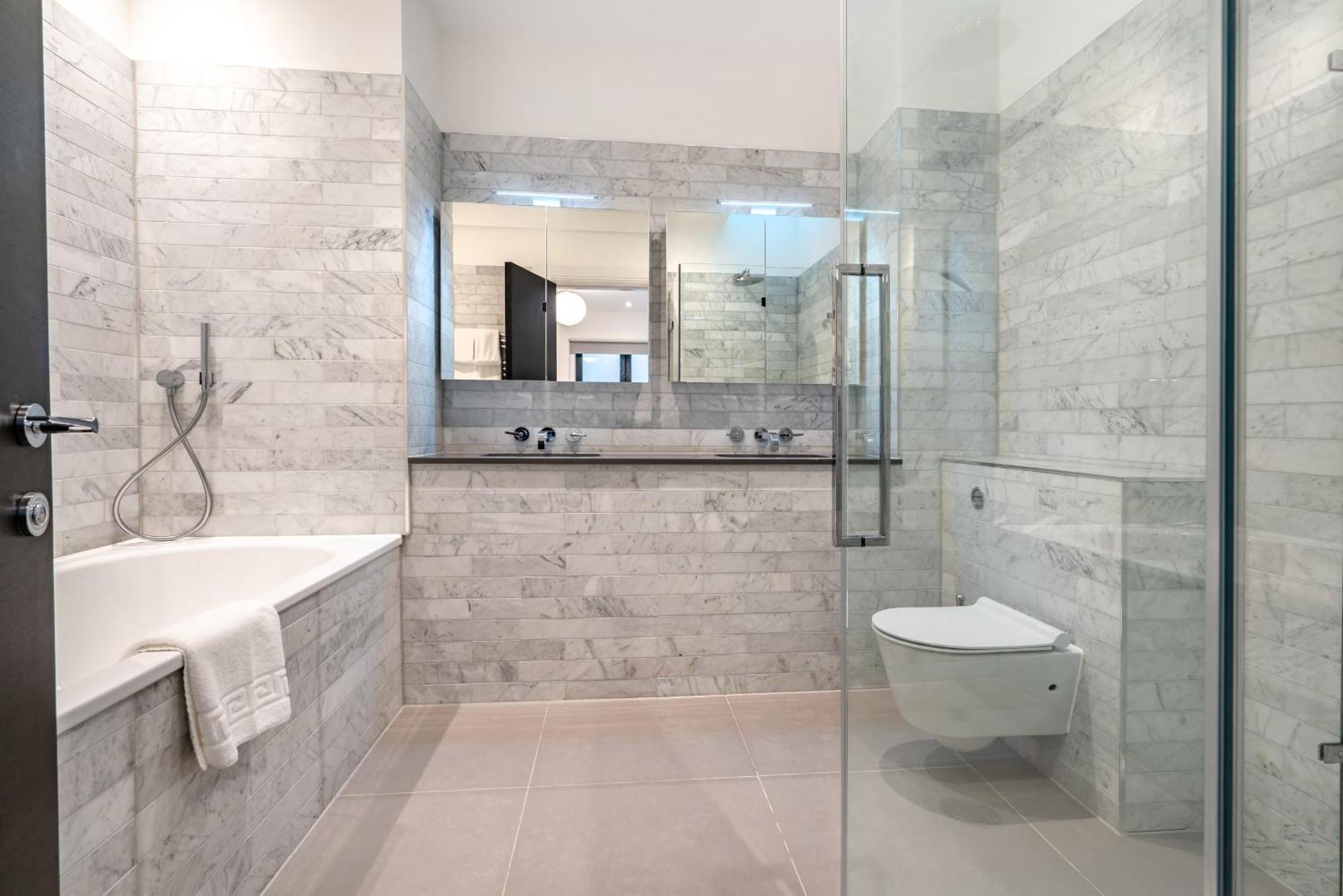 Be - The Lincoln's Residences * London