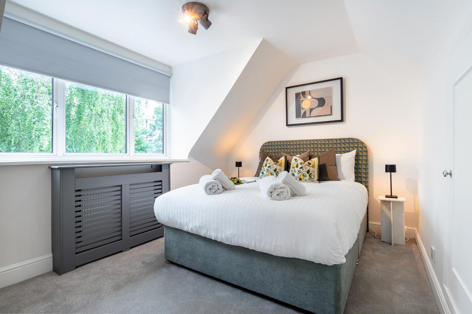Rare 4beds Townhouse In Kensington With Patio Holiday home *
