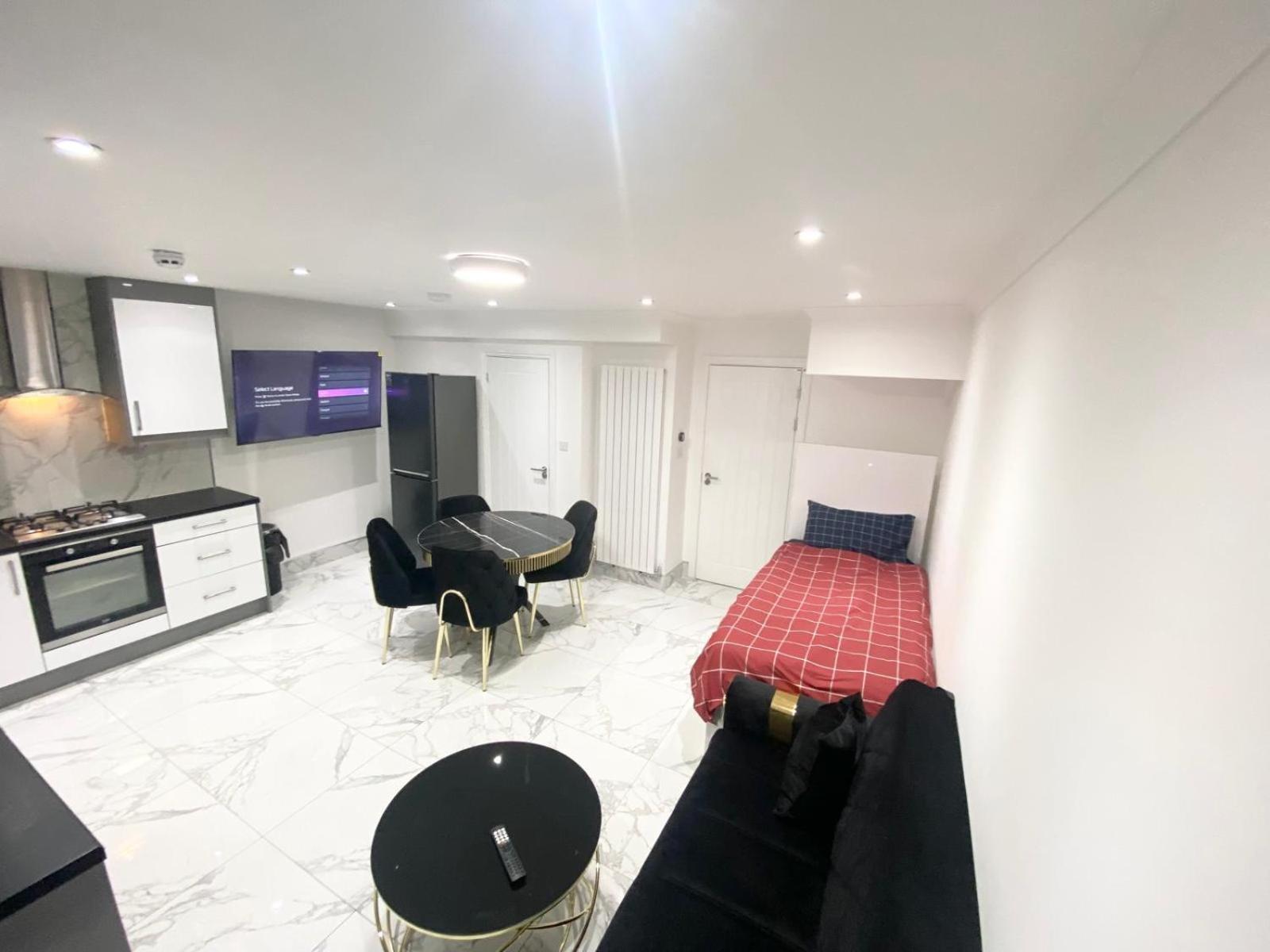 Ferienhaus The Royal Boutique Regent By , Sleep 8
