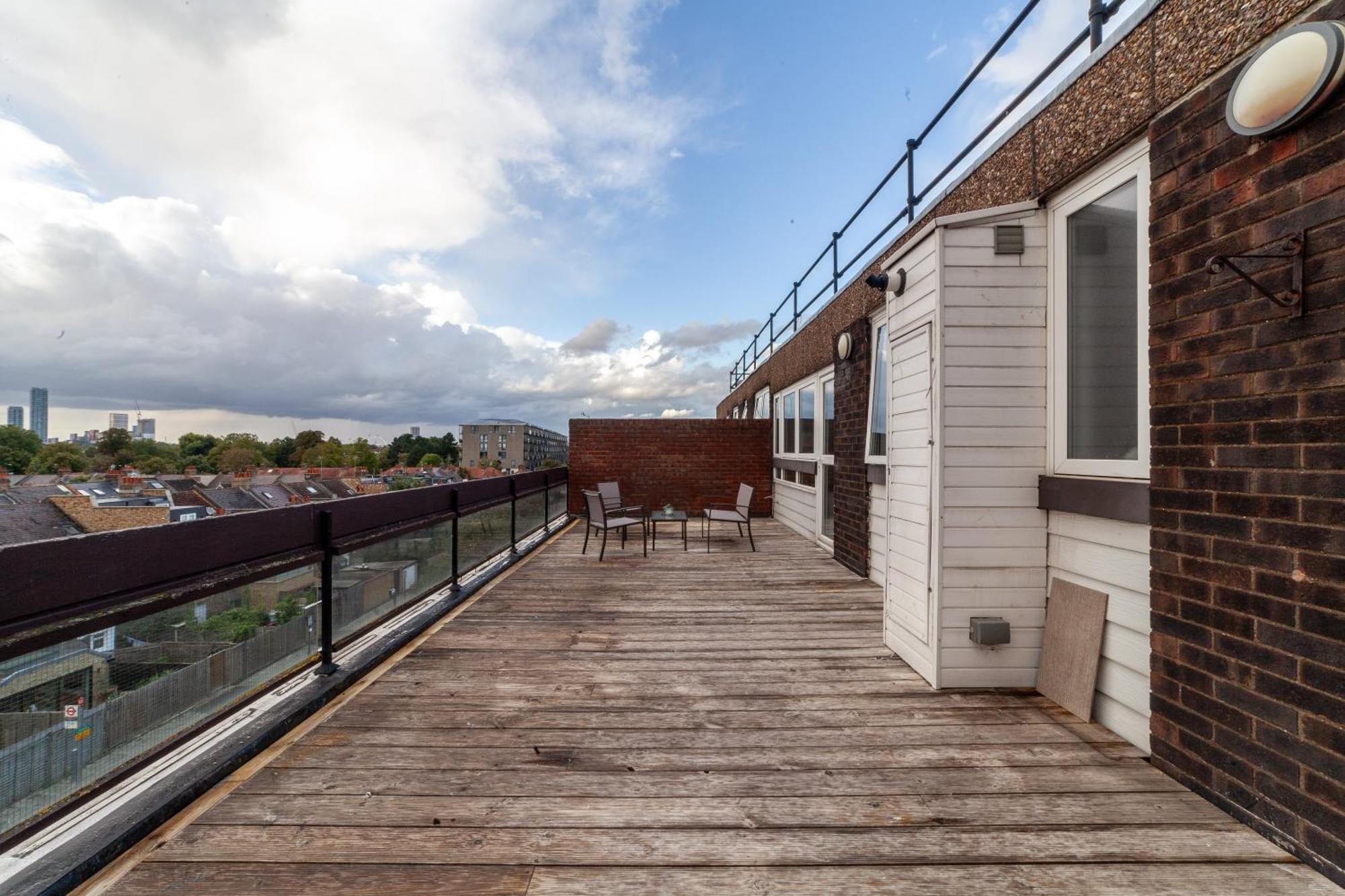 The Shepherd's Bush Collection Apartment *