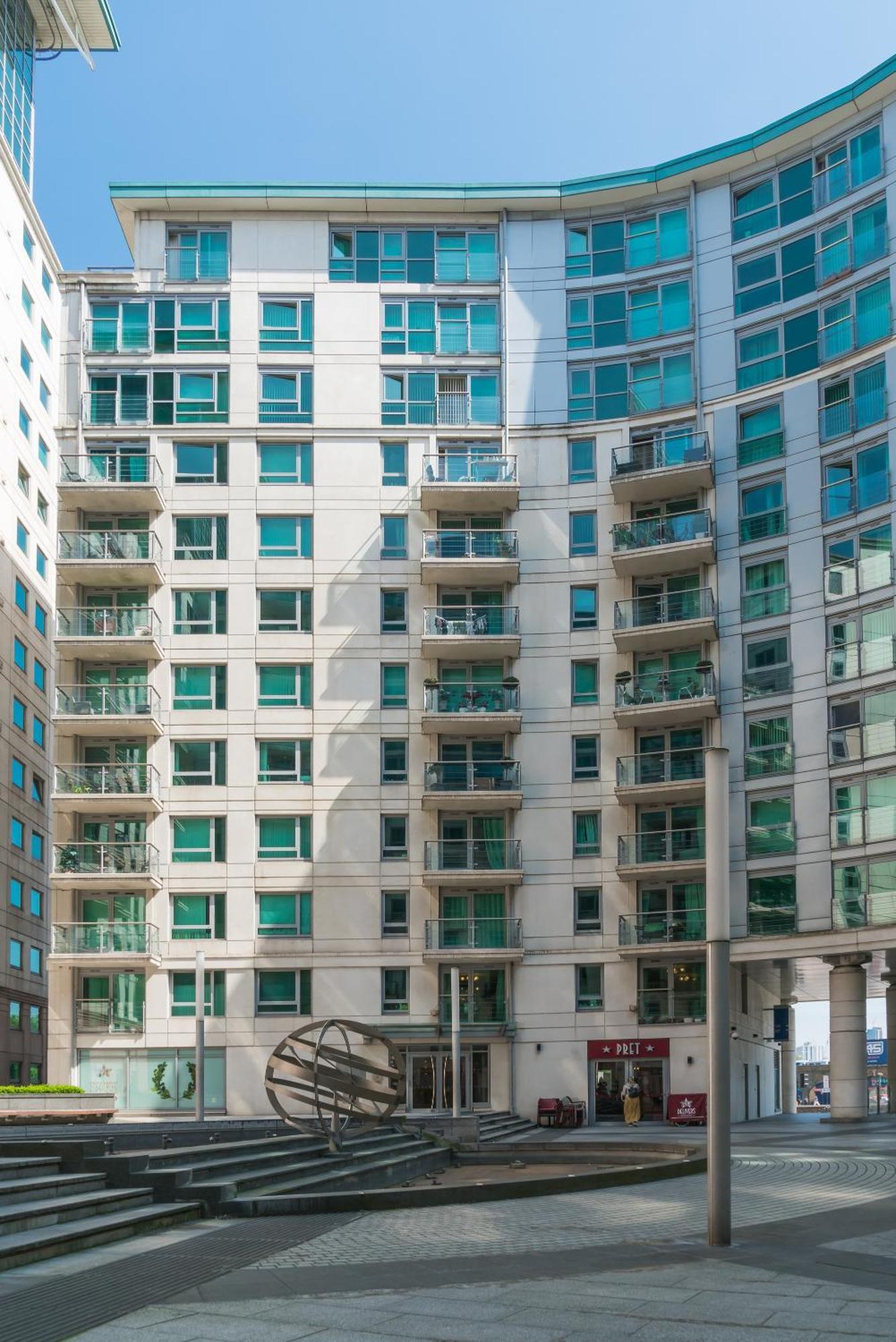 Vauxhall Luxury Manhattan Apartment *