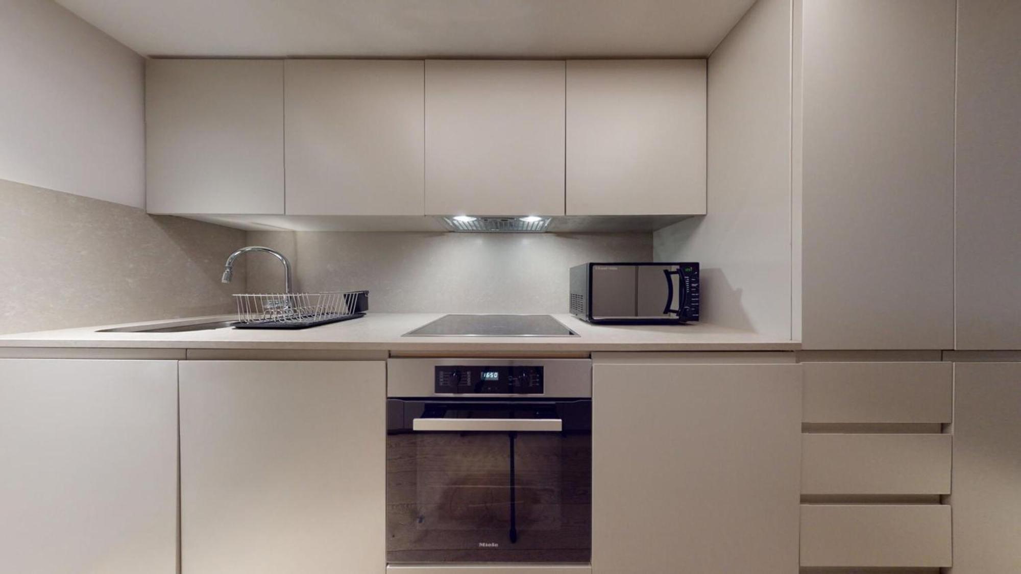 Apartment Maddox Street London