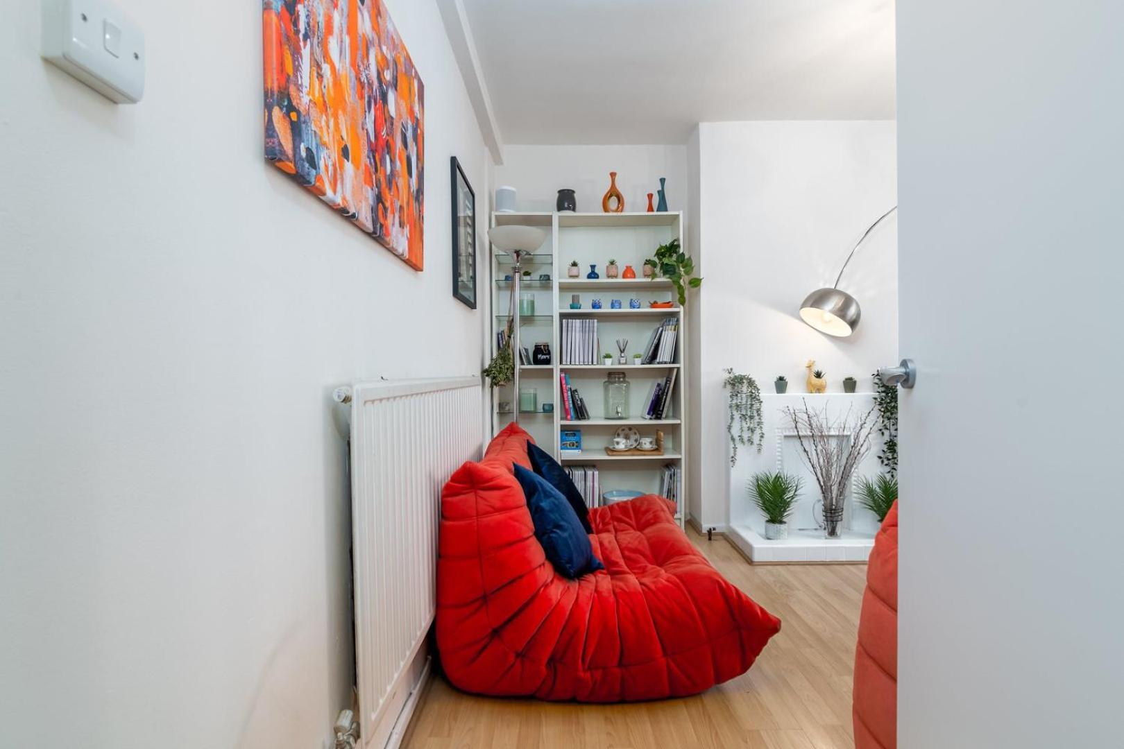 Guestready - Vibrant Near Eye Londen