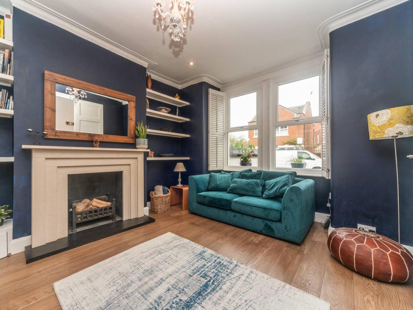Pass The Keys - Wonderful Family In Earlsfield * London