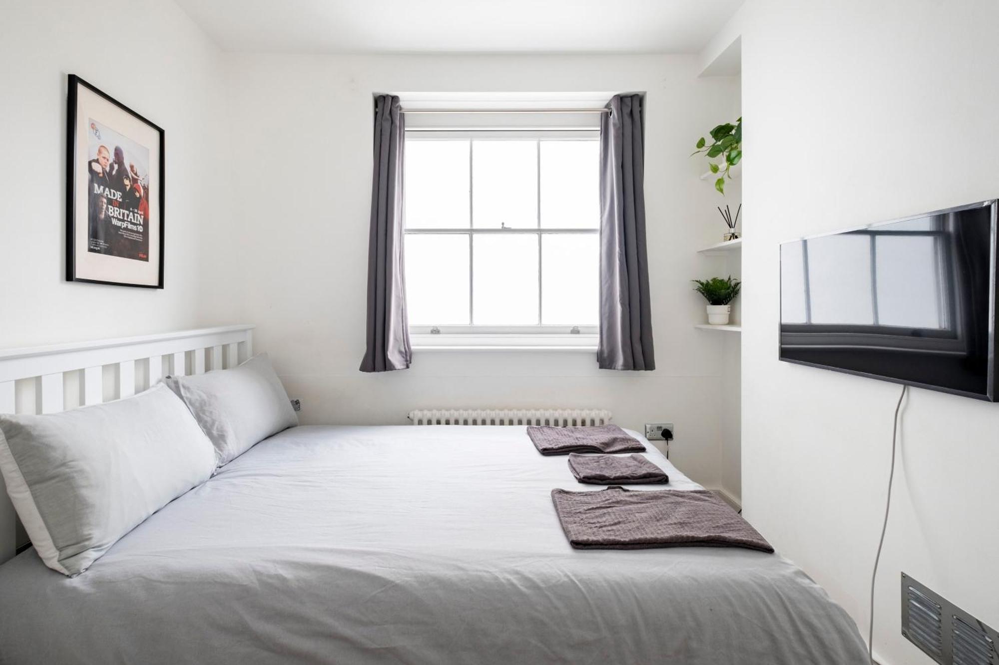 195vbr With Private Bathrooms, Shared Kitchen Appartement Londen