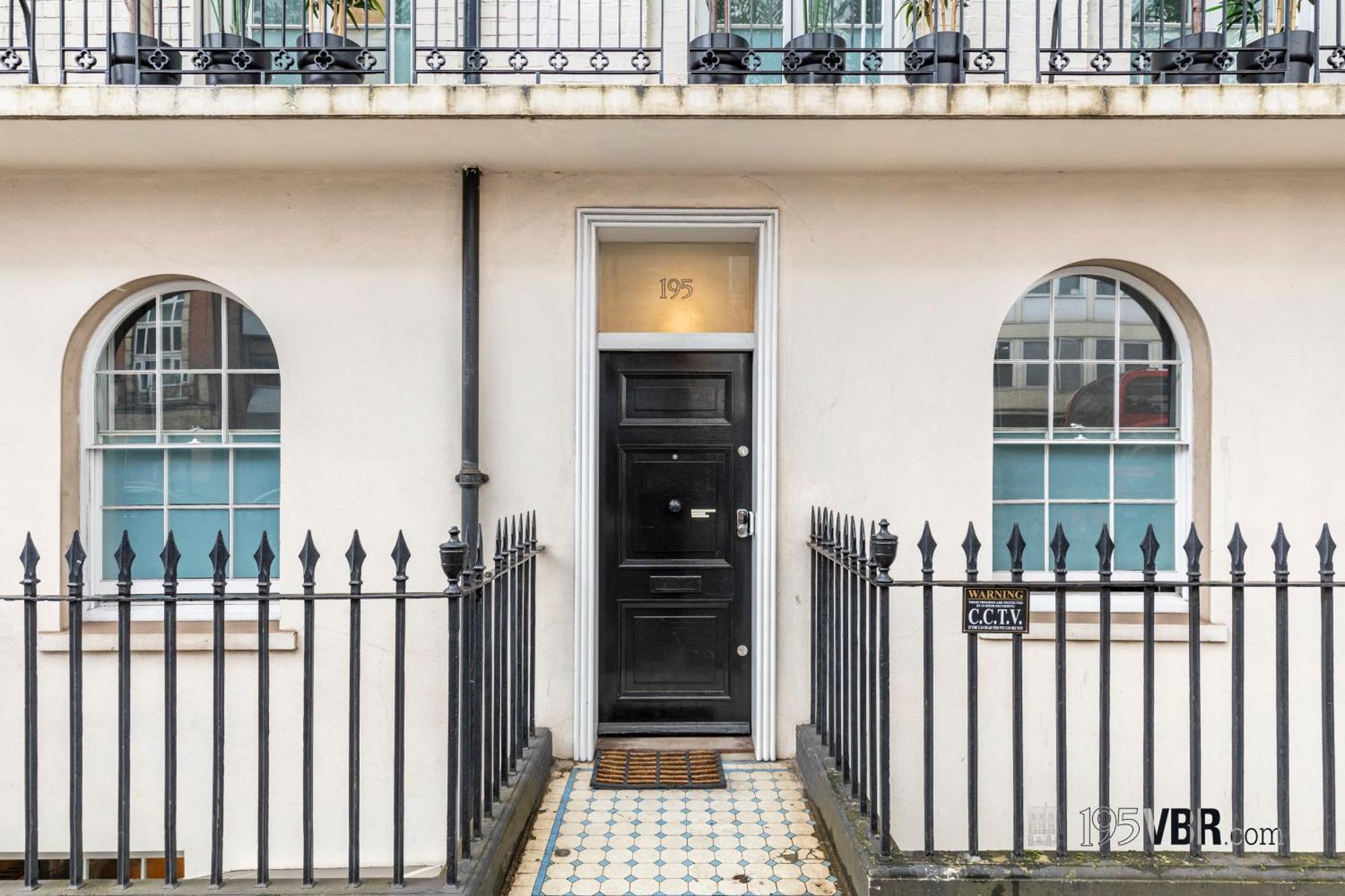 195vbr With Private Bathrooms, Shared Kitchen * Londen