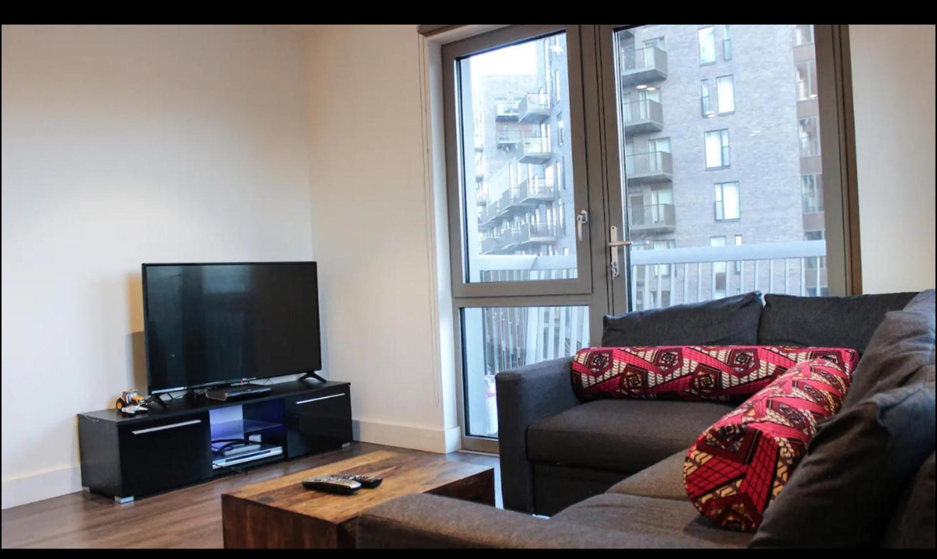 Charming With 2 Bedrooms Apartment