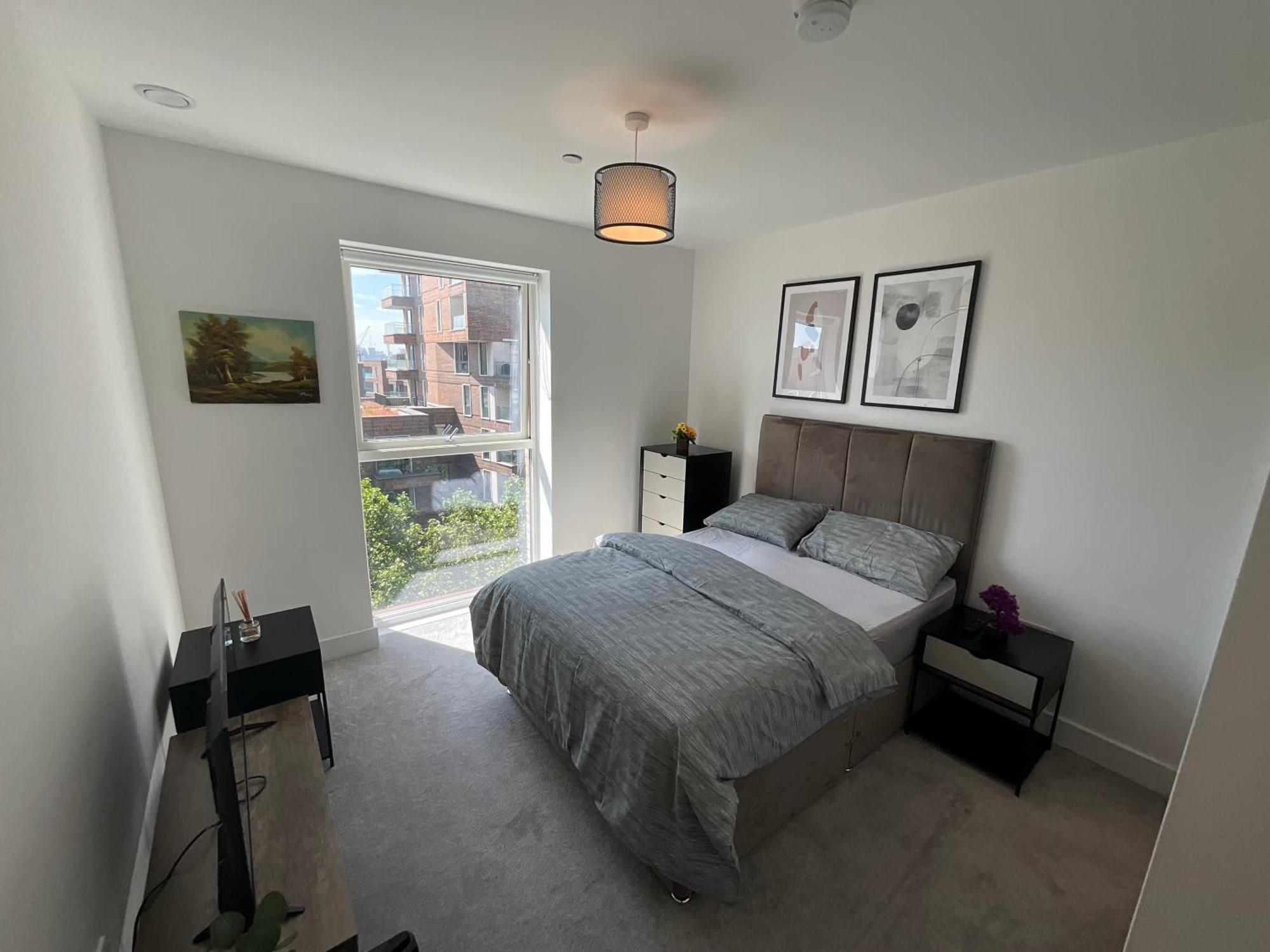 1br Gem In Shared Near O2 Arena & Excel With Patio, Private Bath, Free Parking & Garden Appartement *