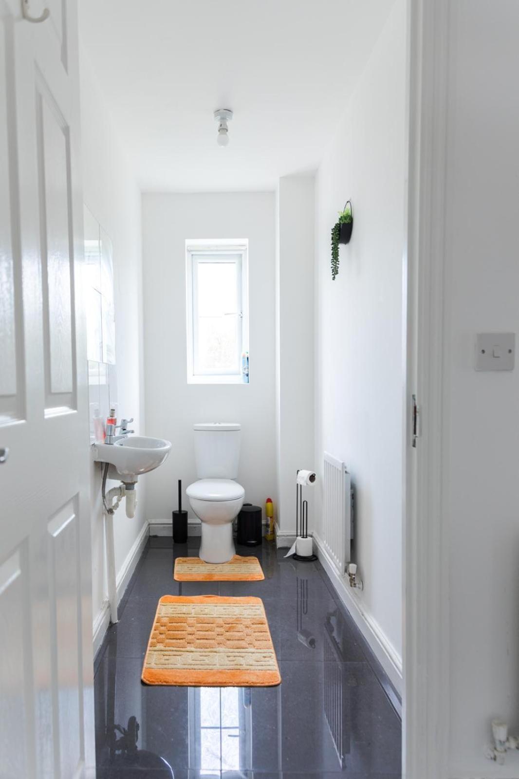 Barking Leisure And Contractor Holiday home