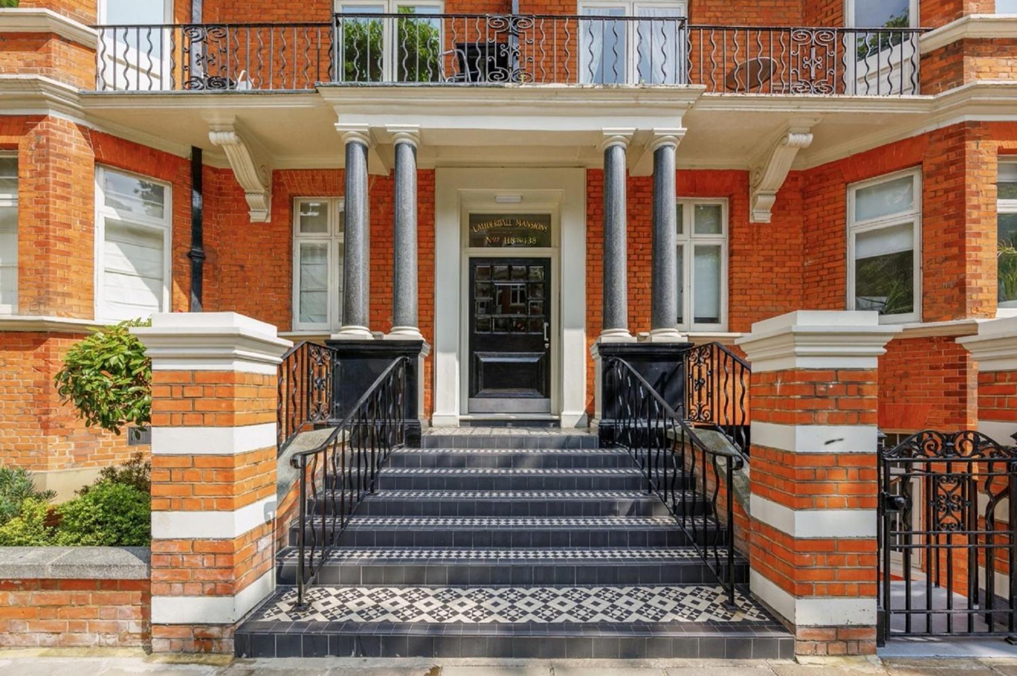 Lovely 3 Bedrooms, 2 Bath, Balcony Mansion Block, Hyde Park, Oxford Street, Maida Vale, Paddington W9 Appartement
