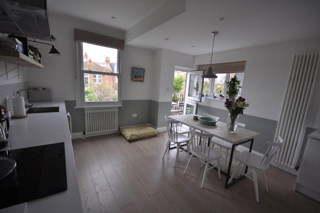 Apartamento Lovely 2-bed Maisonette With Garden Close To River In Barnes - Mortlake