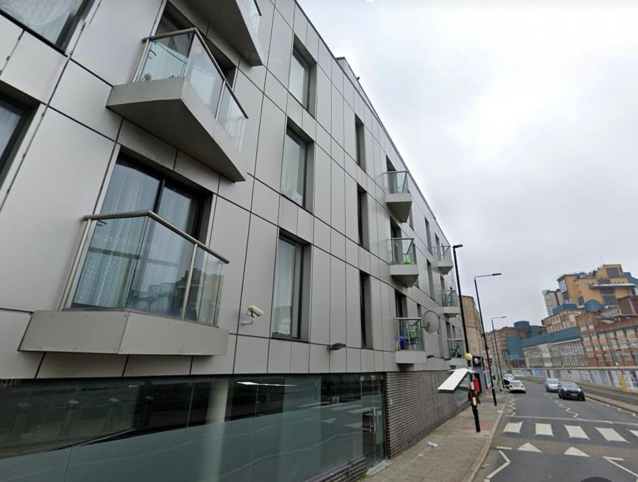 Apartment Spacious 2bedroom In Airport *