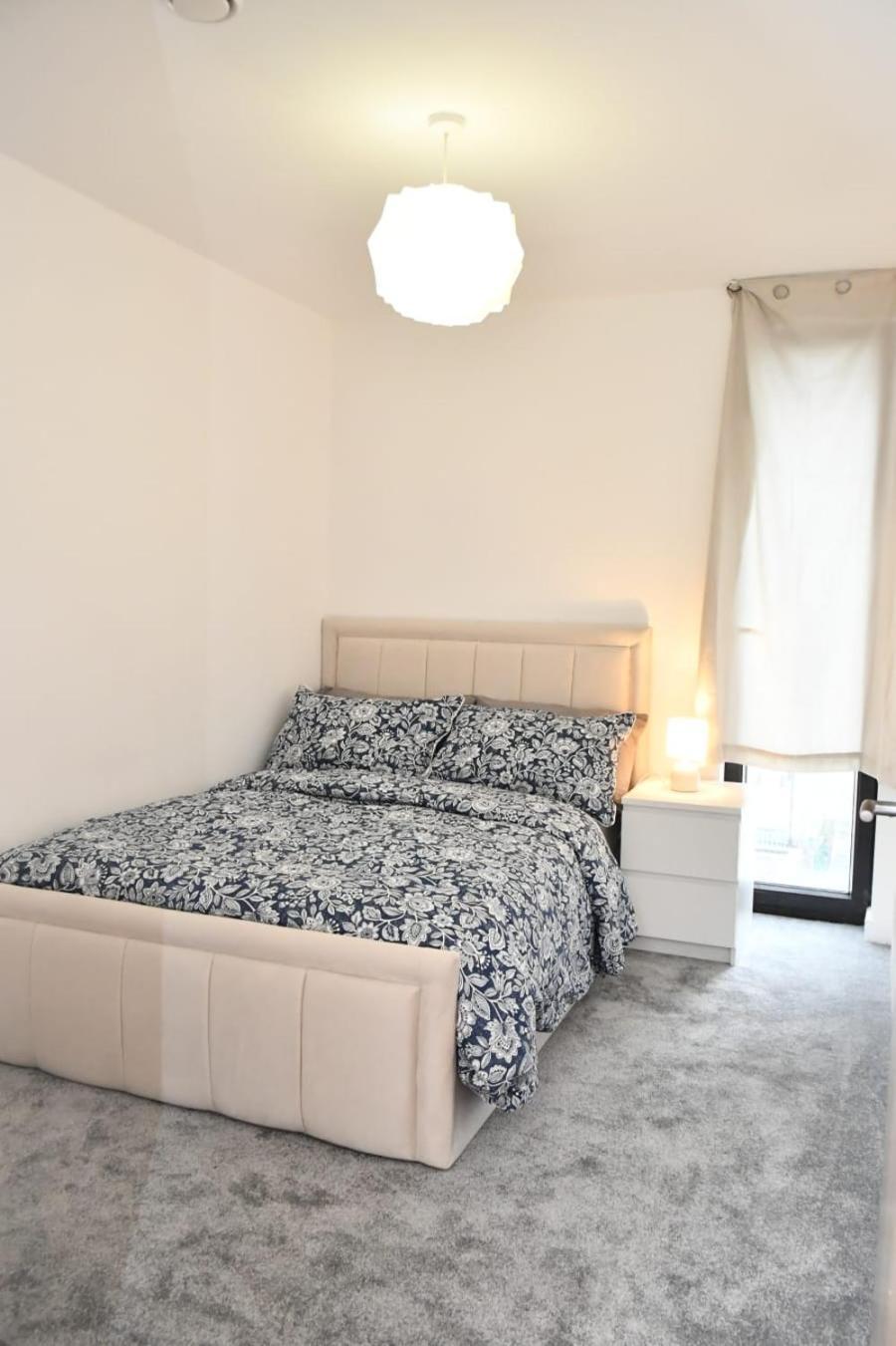 Spacious 2bedroom In Airport Apartment *