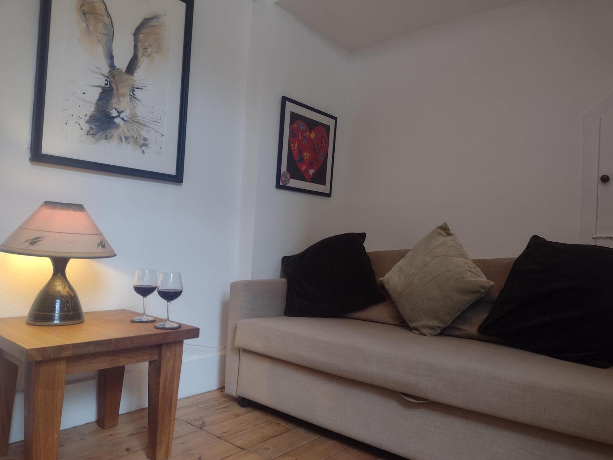 Annette's Place, Greenwich Garden Apartment,