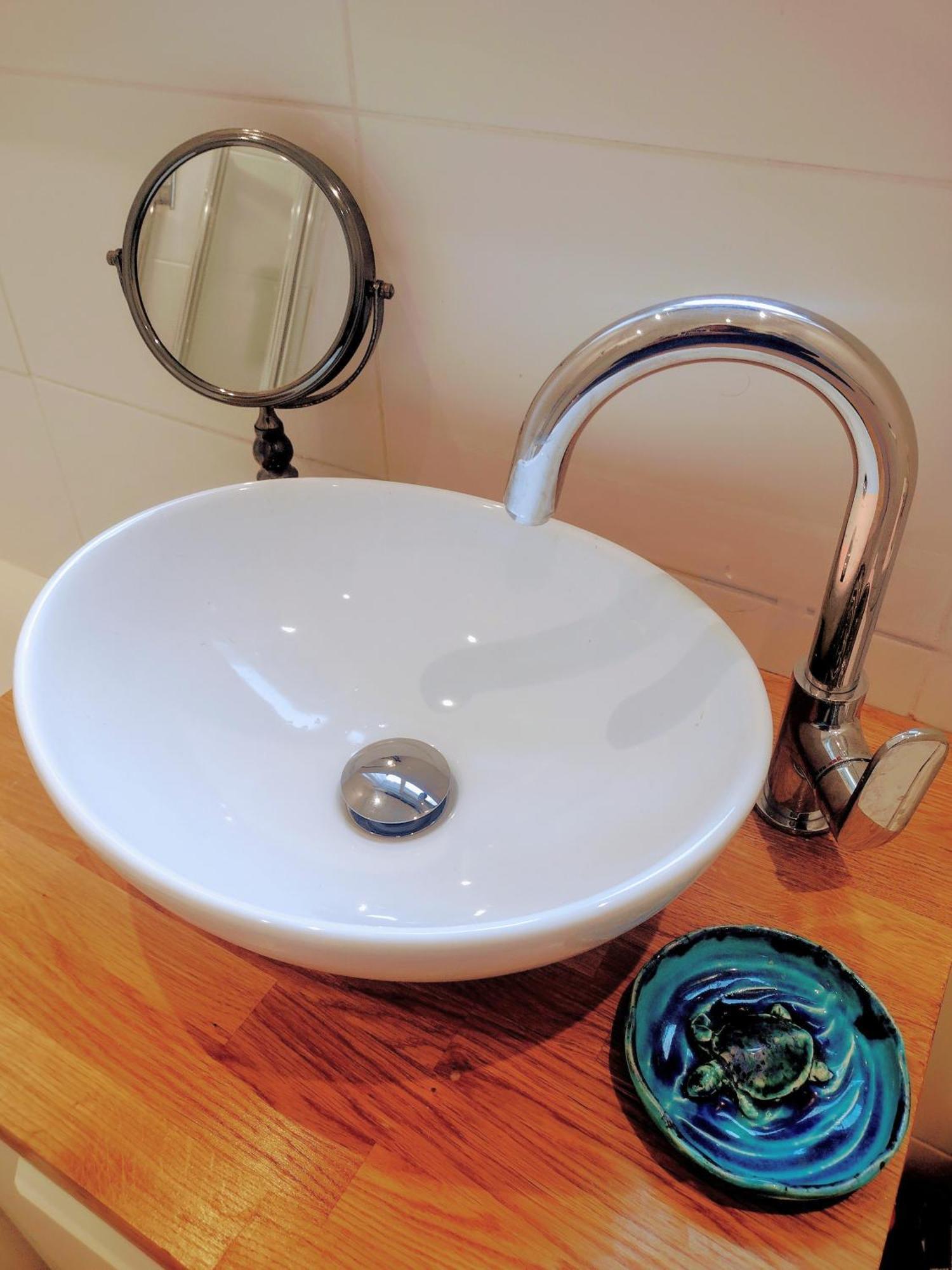 Annette's Place, Greenwich Garden Apartment, * London