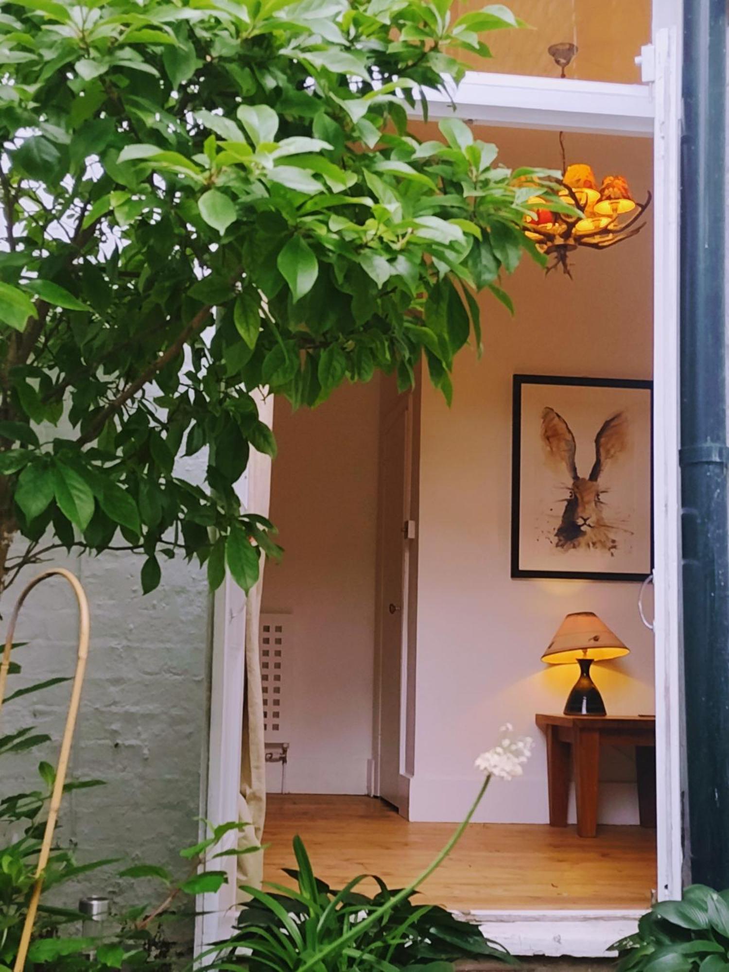 Annette's Place, Greenwich Garden Apartment, *