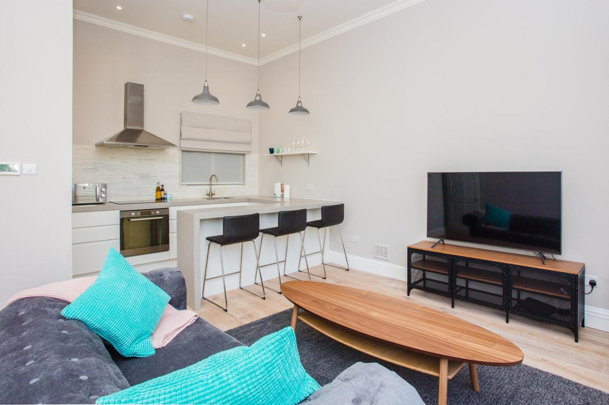 Modern&spacious 1 Bedroom In Appartement *
