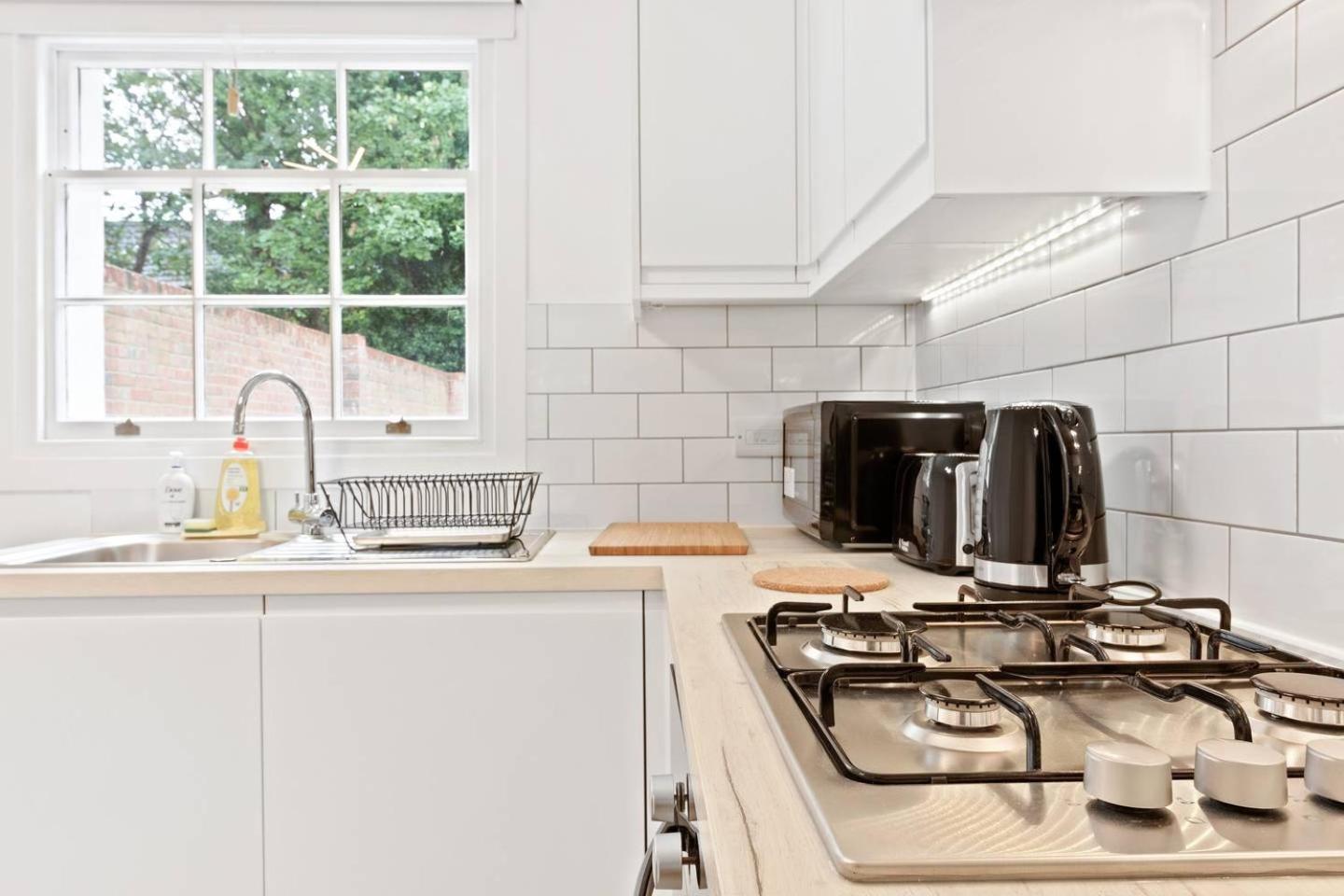 Airy Spacious 1 Bedroom Aprtment With Garden In Brixton Apartment *