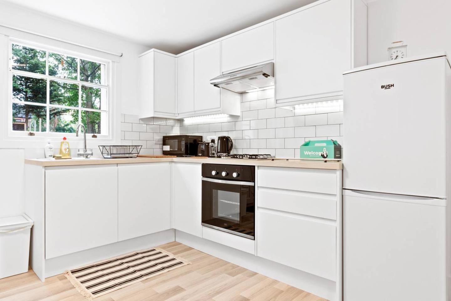 Apartment Airy Spacious 1 Bedroom Aprtment With Garden In Brixton *