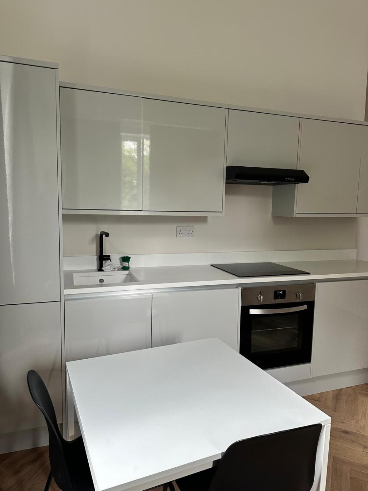 Astra House Apartment