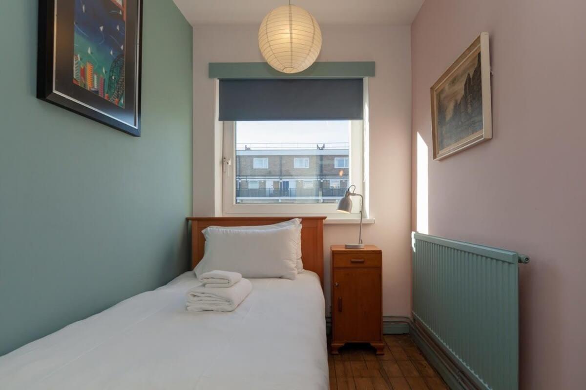Central Stylish 4 Bedroom * London